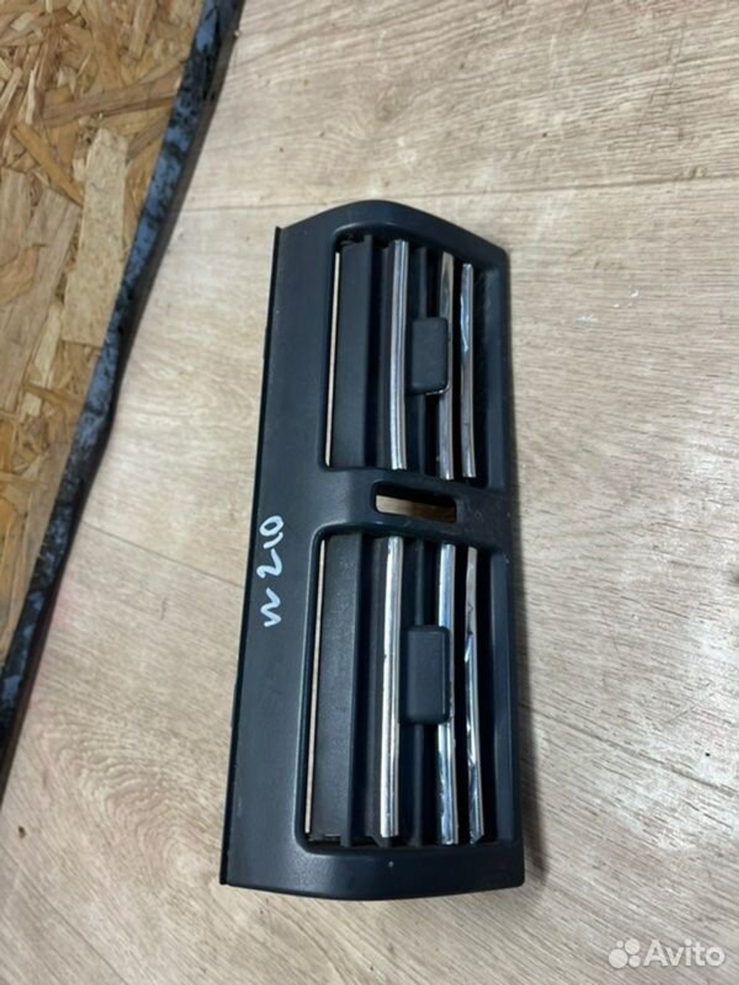 Дефлектор воздушный Mercedes E240 W210 M112911, 1000 рублей, Семиозерка