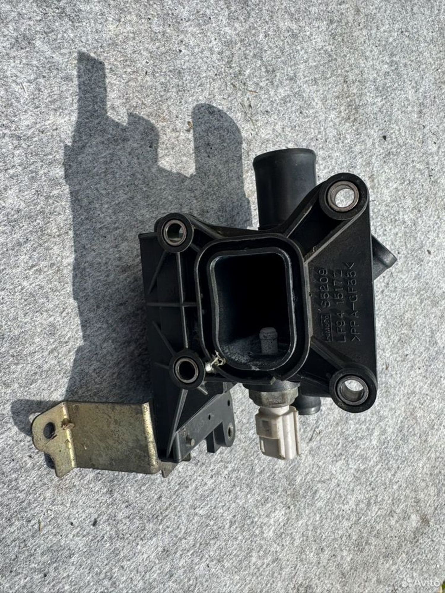 Фланец тройник системы охлаждения Mazda 3 LF 2.0, 1700 рублей, Семиозерка