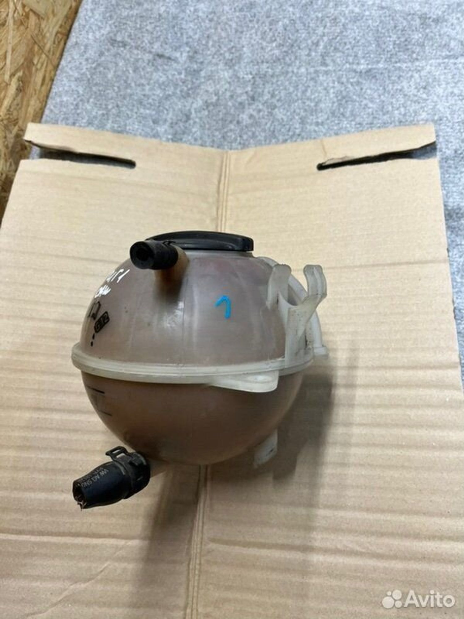 Бачок расширительный Volkswagen Tiguan SUV NF CAW, 2000 рублей, Семиозерка