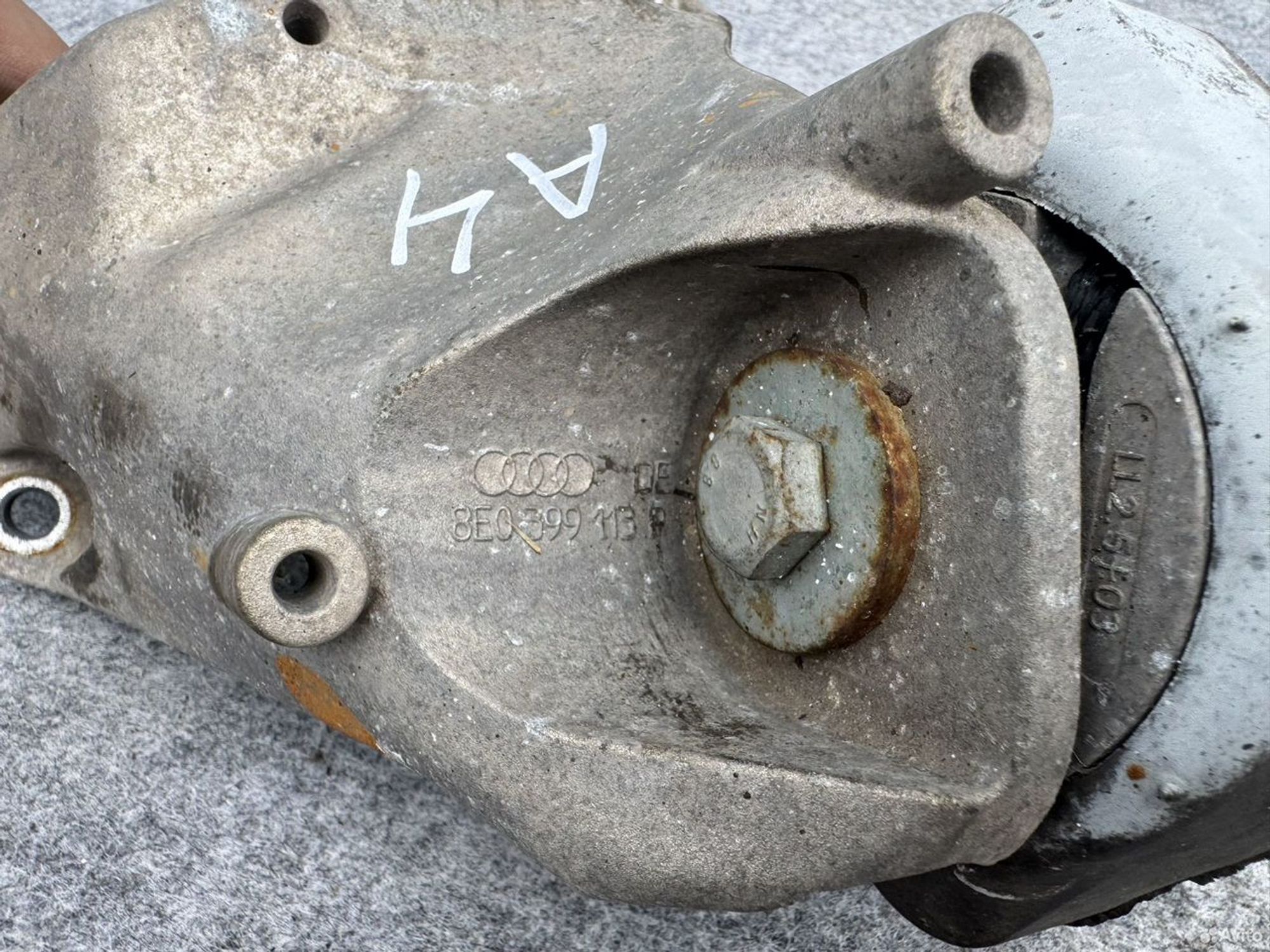 Подушка кпп Audi a4, 2200 рублей, Семиозерка