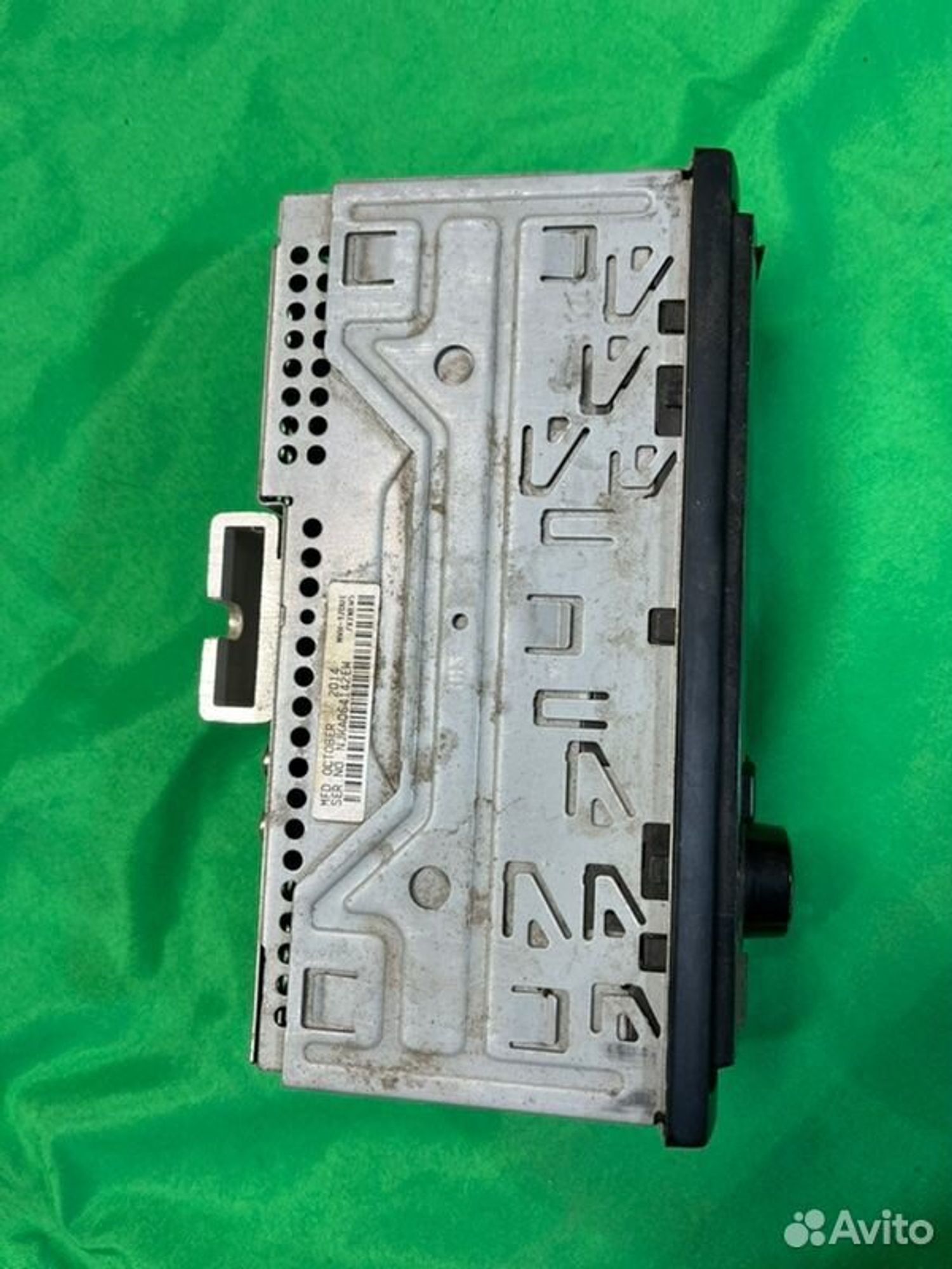 Магнитола Mitsubishi Pajero 6G72 1993, 2000 рублей, Семиозерка