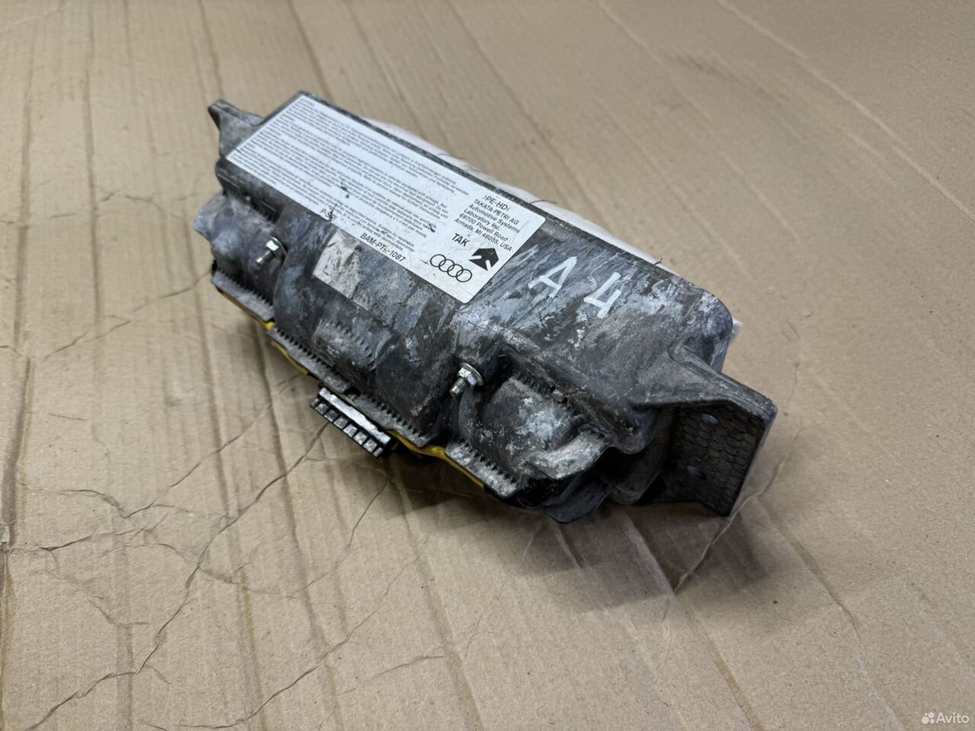 Подушка безопасности пассажира Audi a4, 2300 рублей, Семиозерка