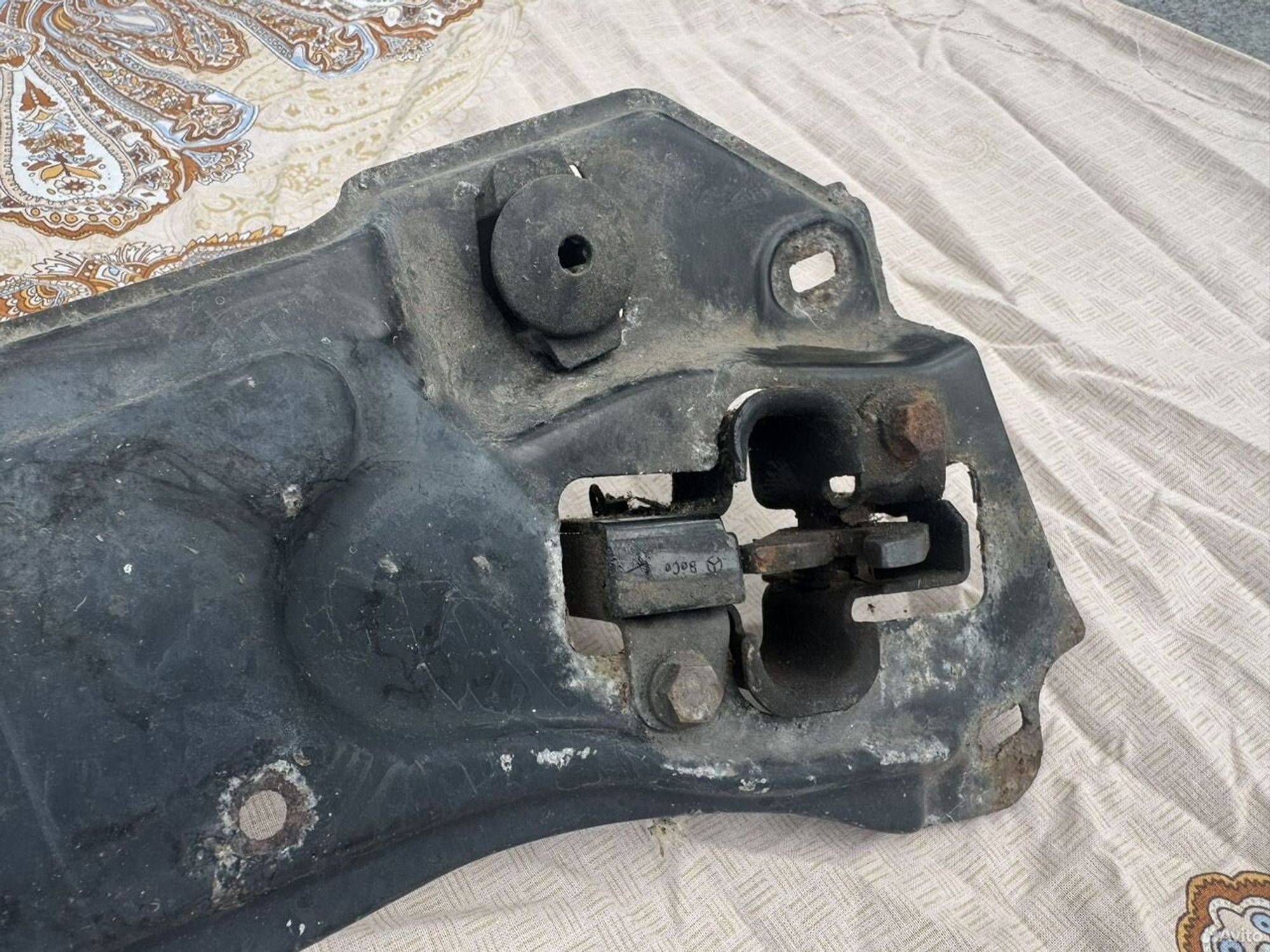 Планка телевизора Mercedes W203, 2000 рублей, Семиозерка