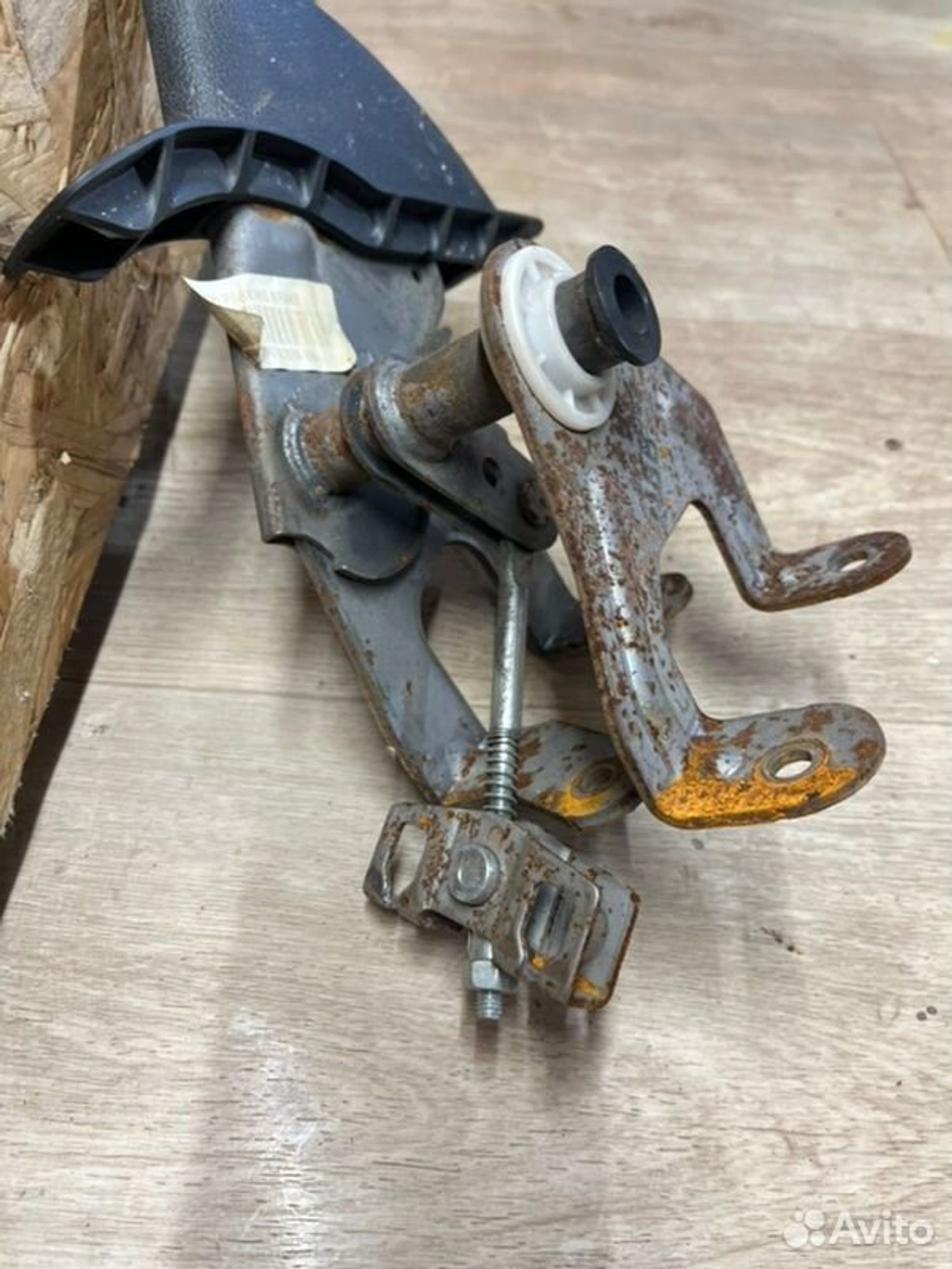 Механизм ручника Kia Ceed JD G4FG 2013, 1500 рублей, Семиозерка