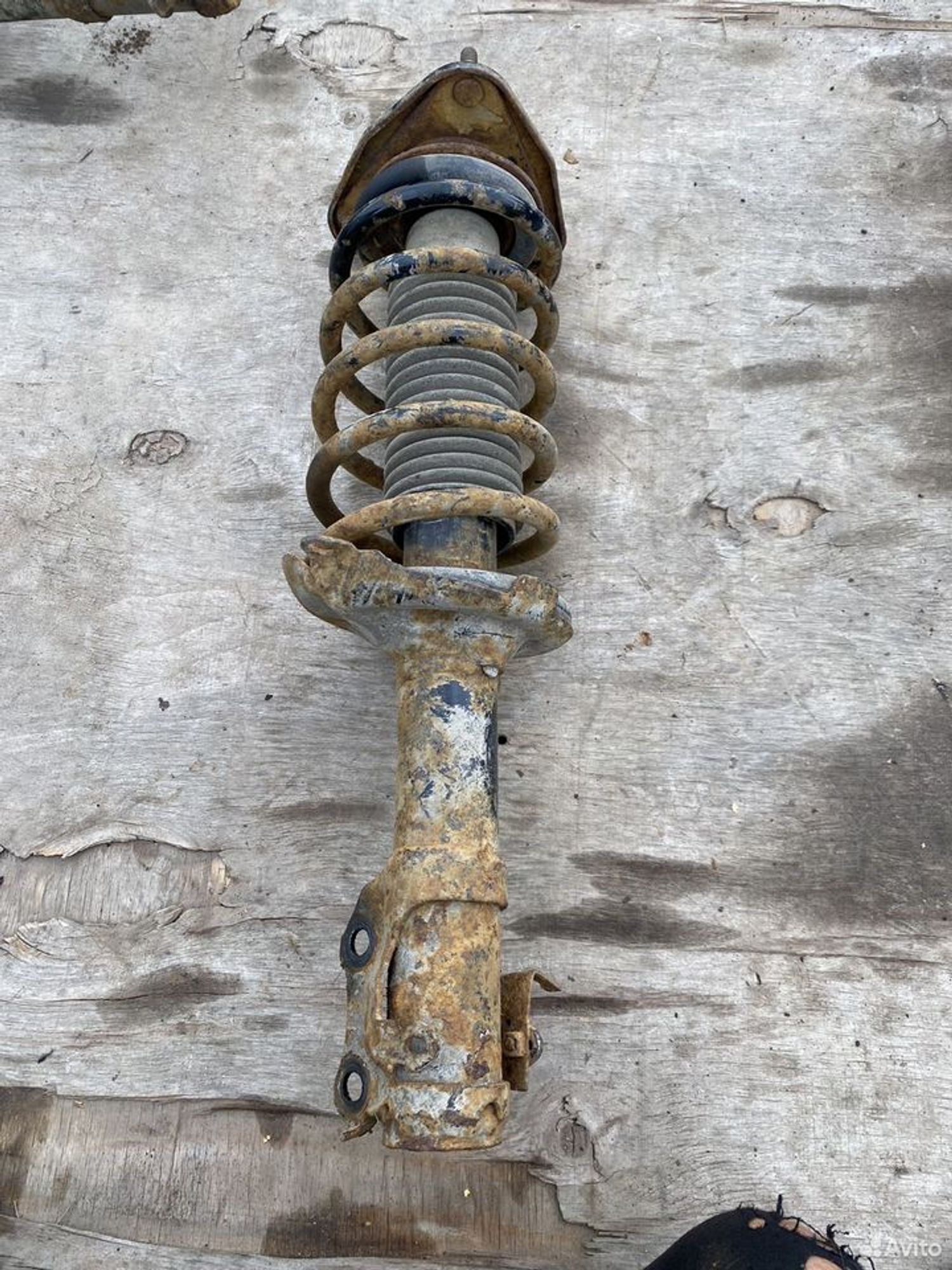 Стойка правая передняя chery bonus, 1200 рублей, Семиозерка