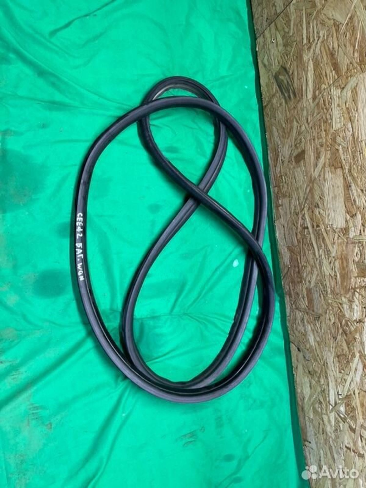 Уплотнитель кузова Kia Ceed JD G4FG 2013, 1200 рублей, Семиозерка