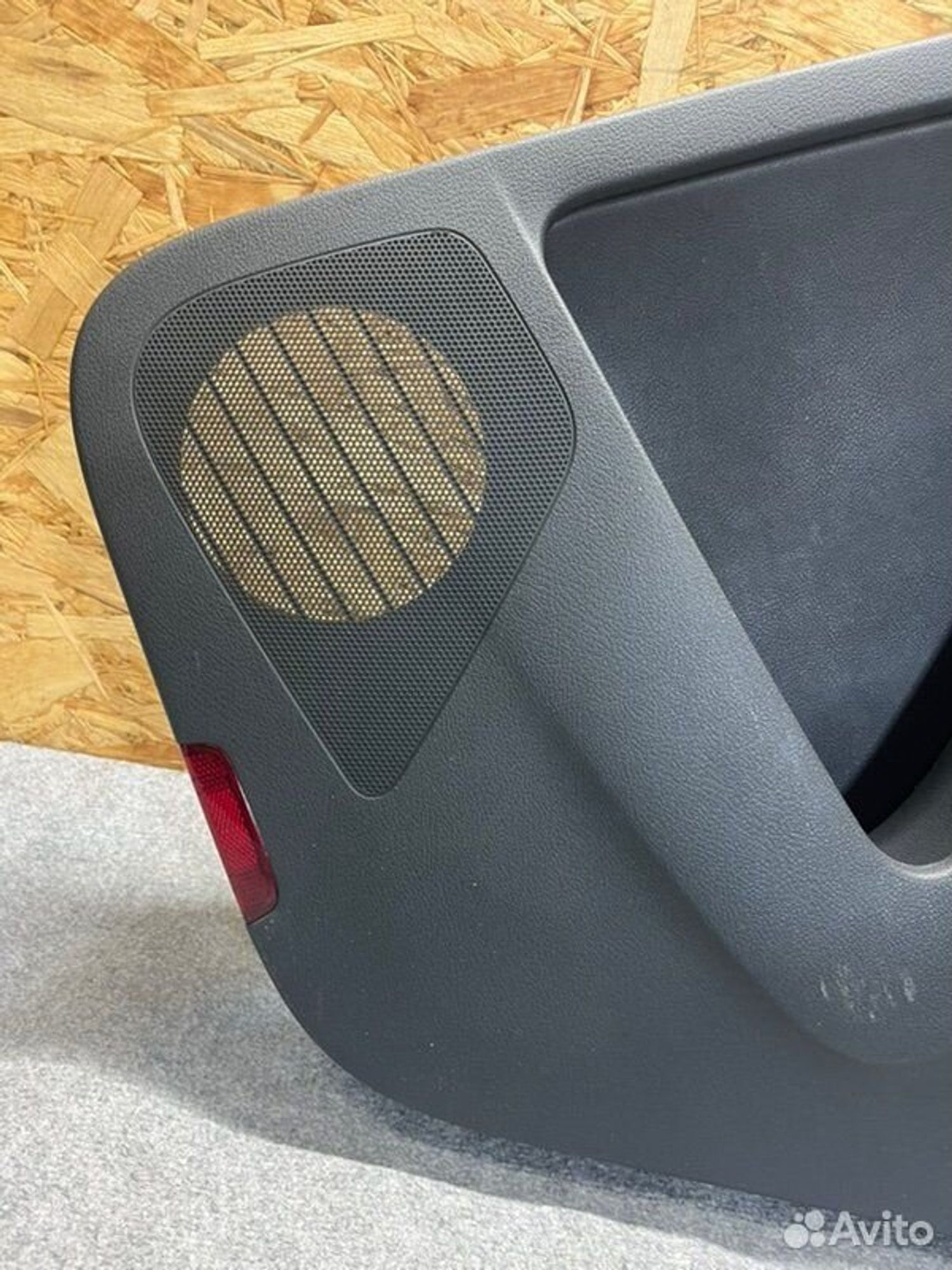 Обшивка боковой двери задняя правая Volkswagen, 2000 рублей, Семиозерка