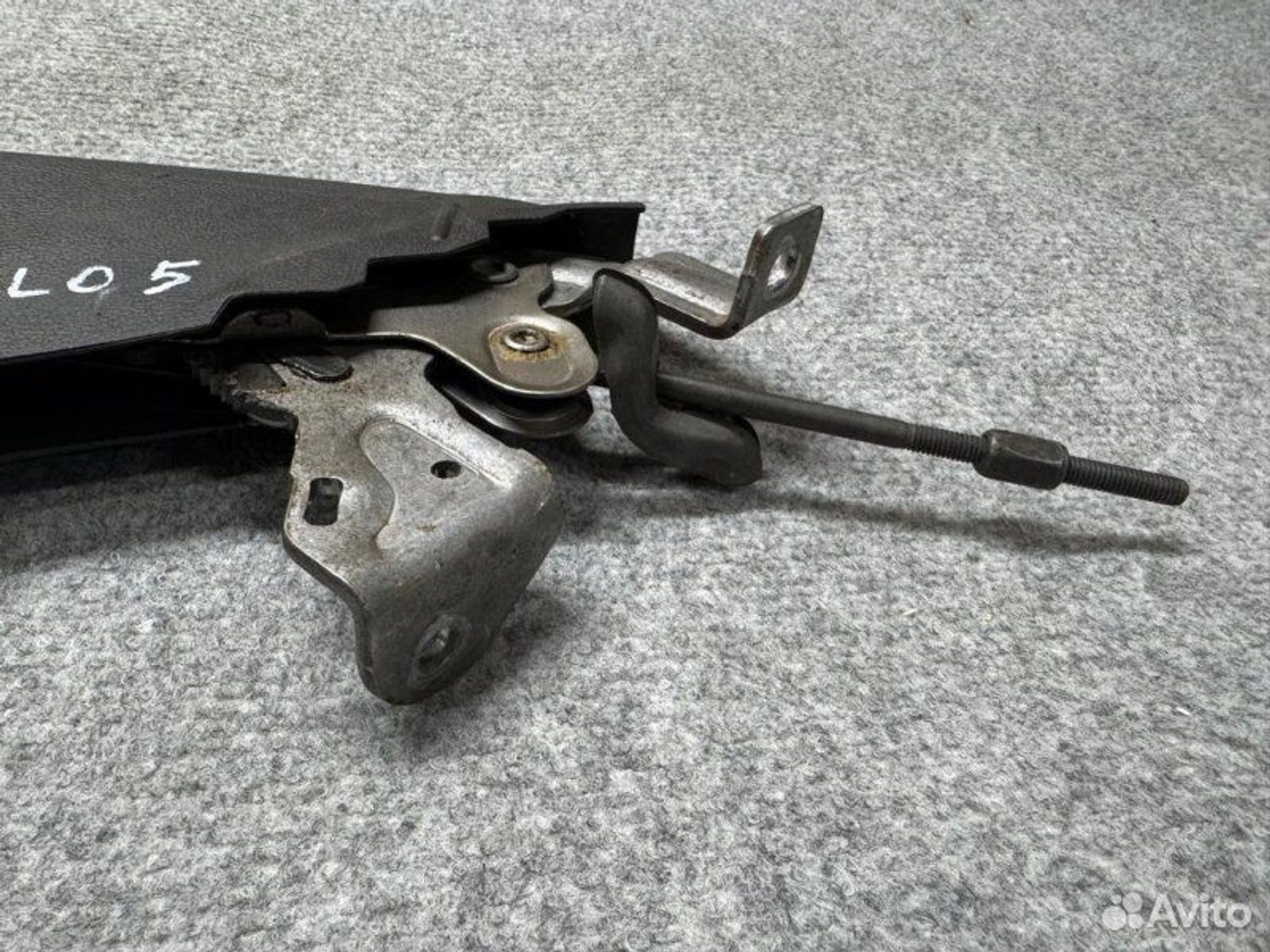 Механизм ручника Volkswagen Polo CFN 2012, 1000 рублей, Семиозерка