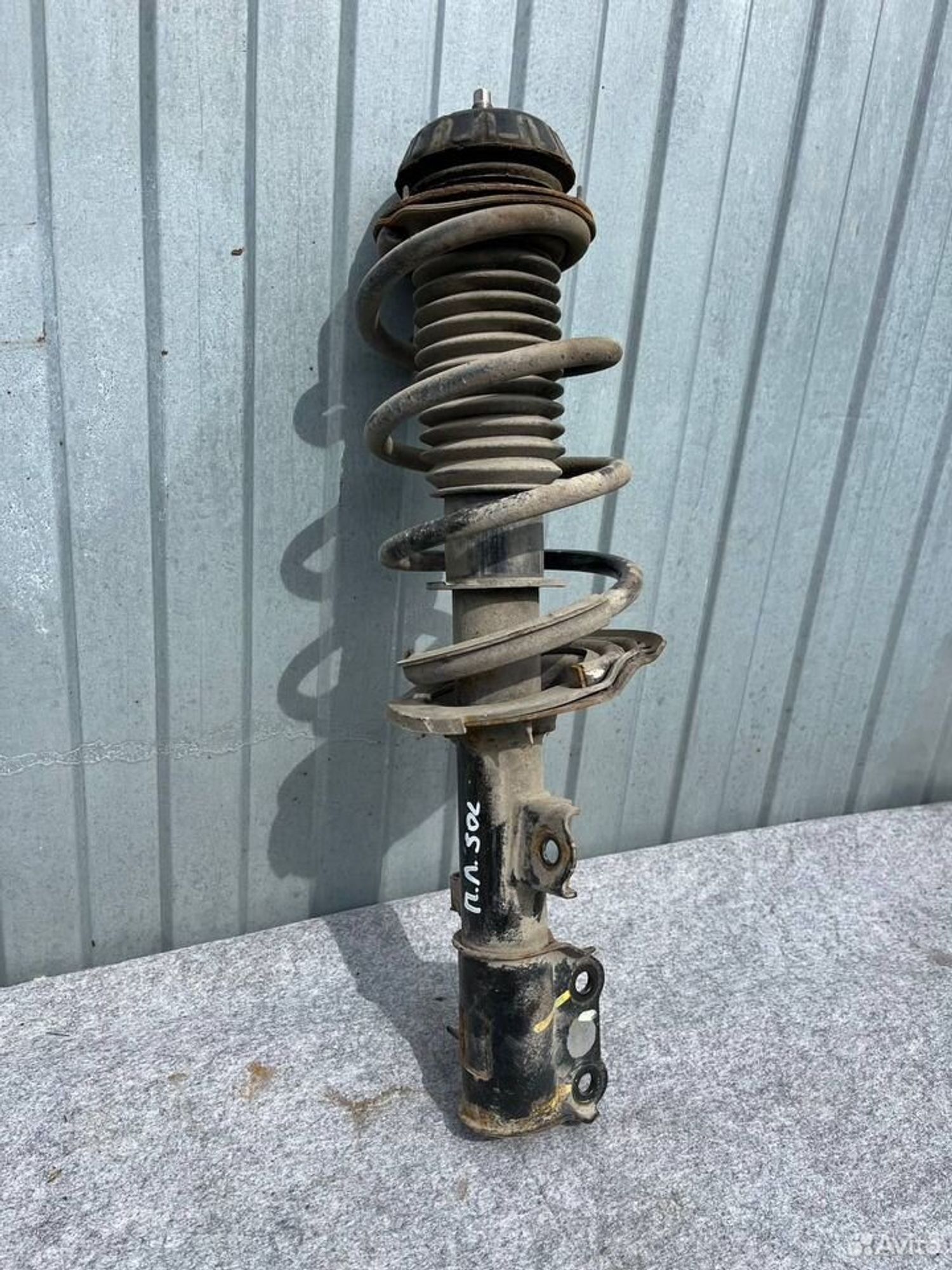 Стойка подвески левая Solaris 1, 4000 рублей, Семиозерка