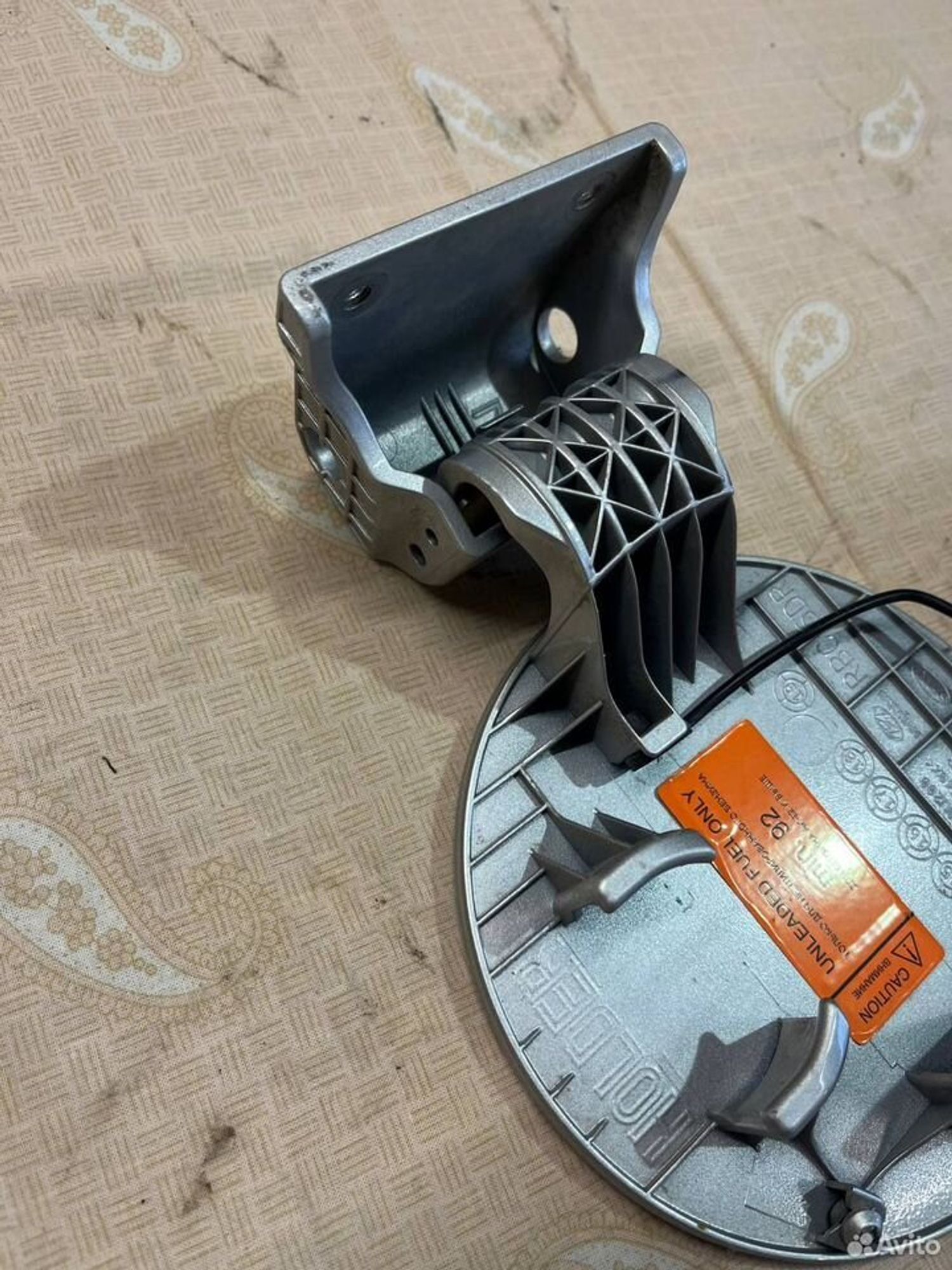 Лючок бензобака Hyundai Solaris 1, 1500 рублей, Семиозерка