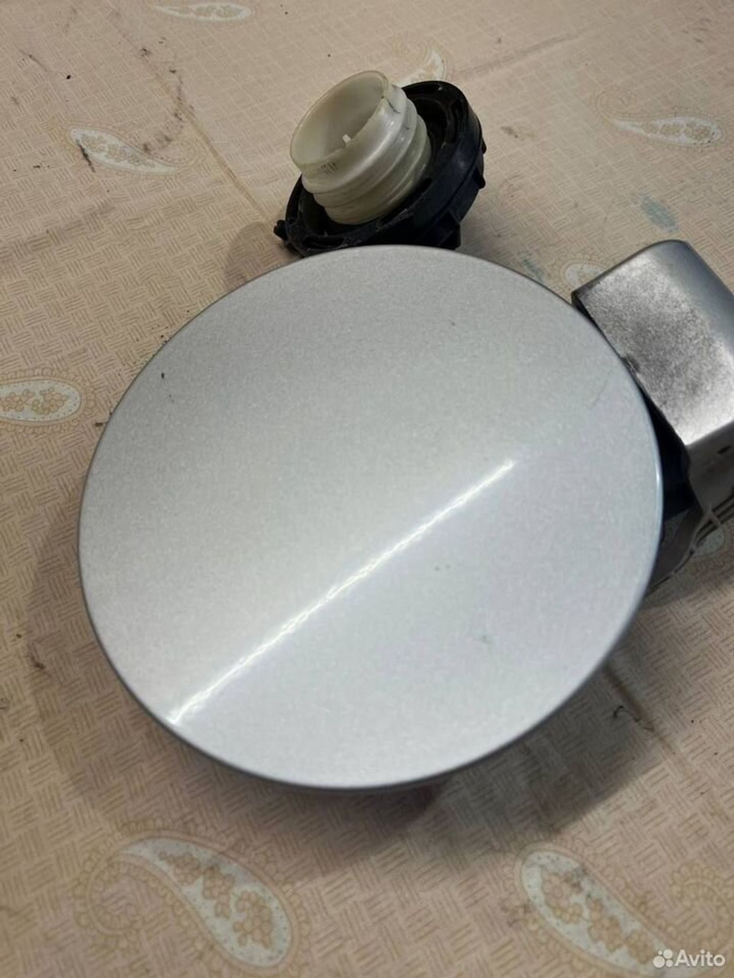 Лючок бензобака Hyundai Solaris 1, 1500 рублей, Семиозерка