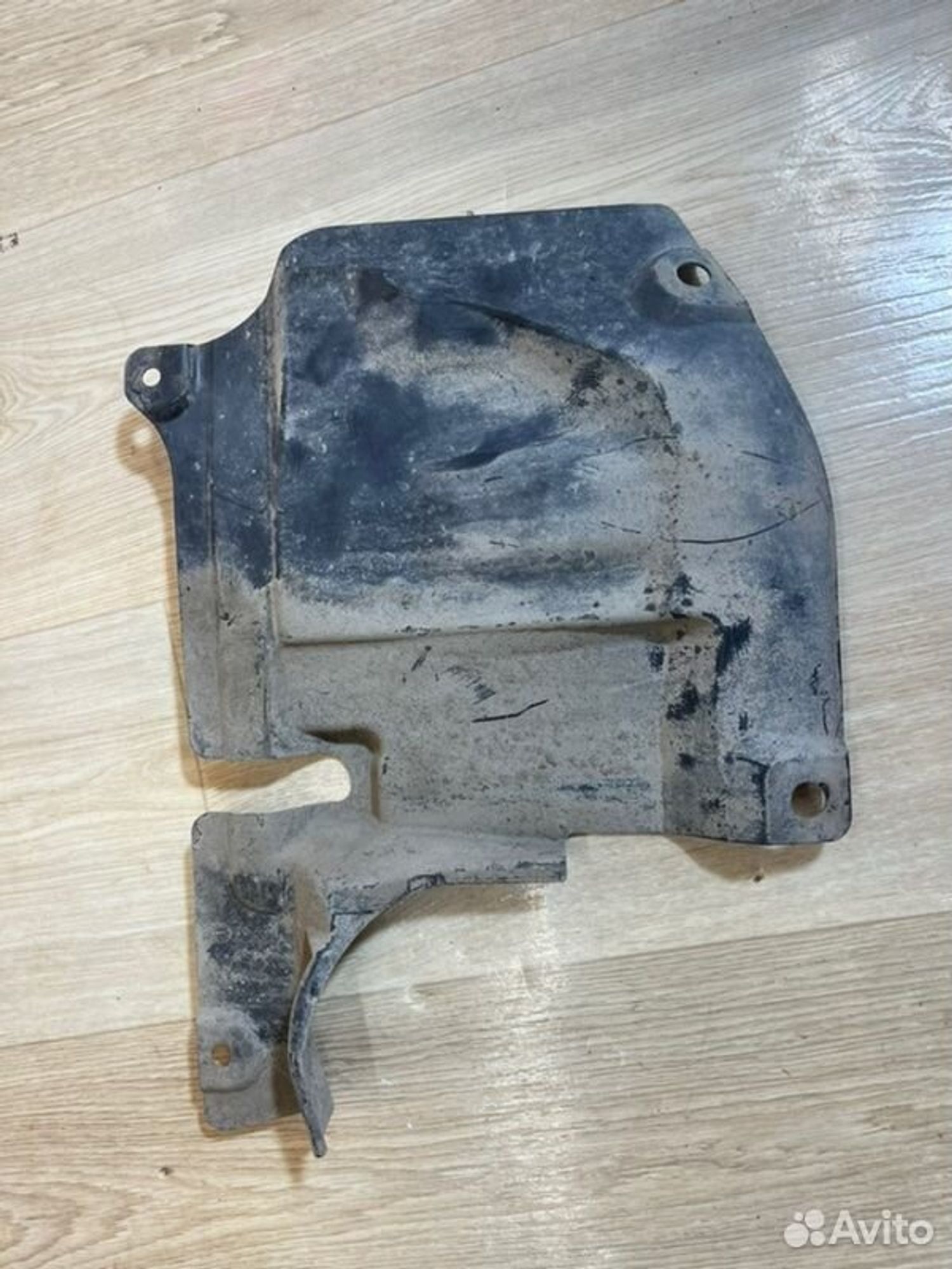 Пыльник двигателя левый Mazda 3 BM Z6 2013, 2000 рублей, Семиозерка