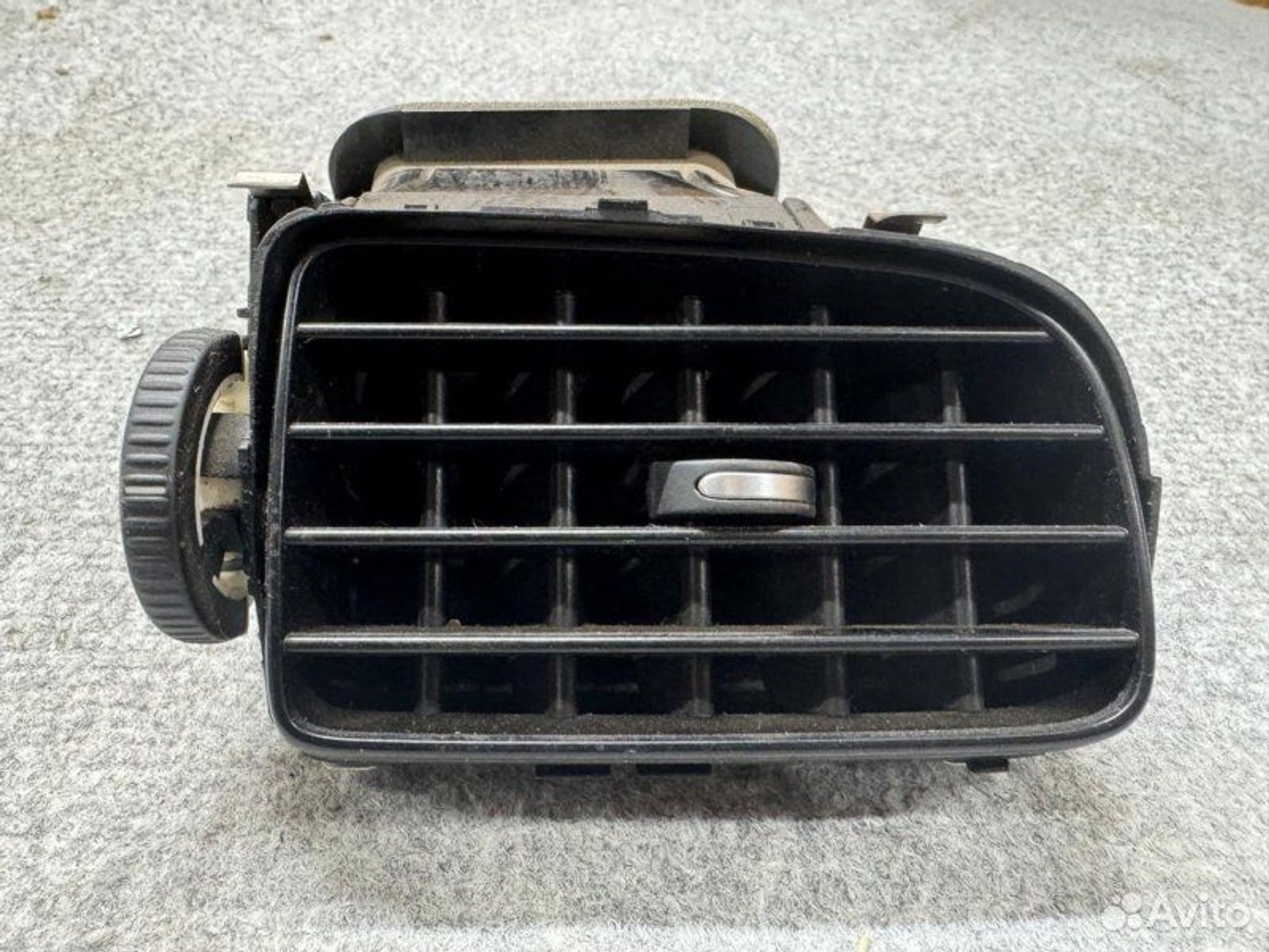 Дефлектор воздушный передний правый Volkswagen, 900 рублей, Семиозерка