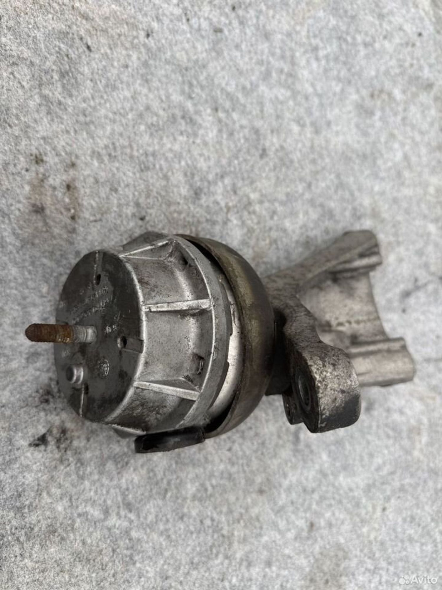 Подушка двигателя Audi s4 a4, 2000 рублей, Семиозерка