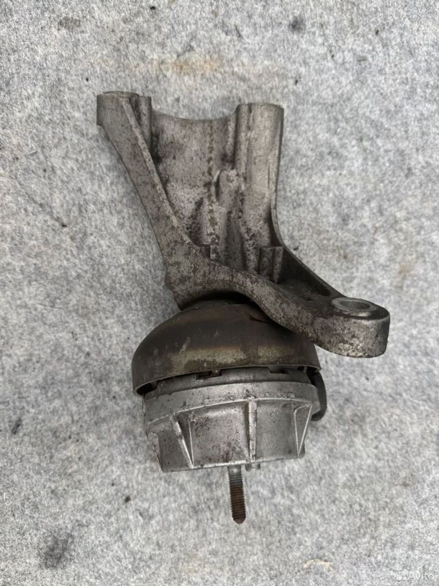 Подушка двигателя Audi s4 a4, 2000 рублей, Семиозерка