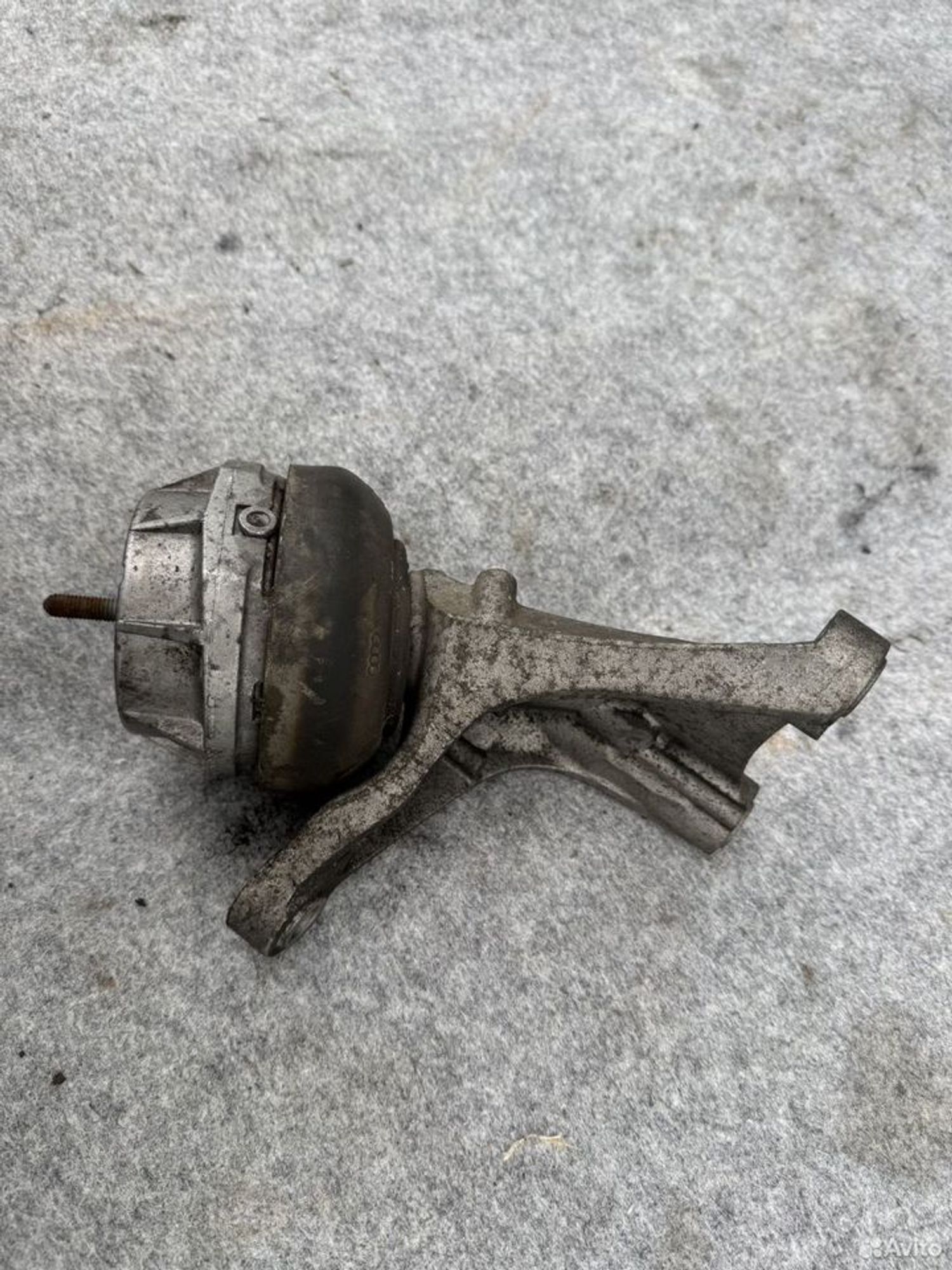Подушка двигателя Audi s4 a4, 2000 рублей, Семиозерка