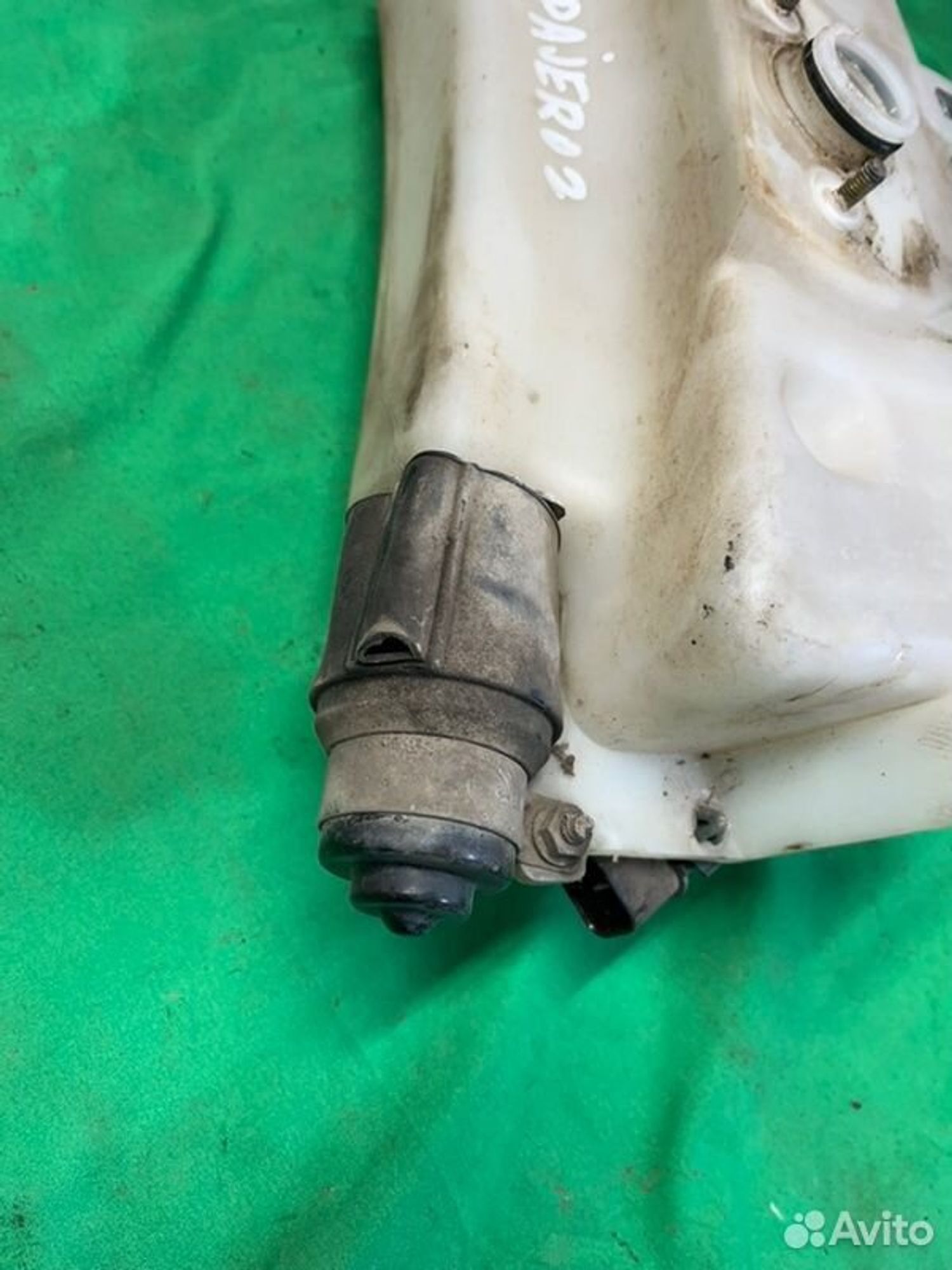 Бачок Mitsubishi Pajero 6G72 1993, 1000 рублей, Семиозерка