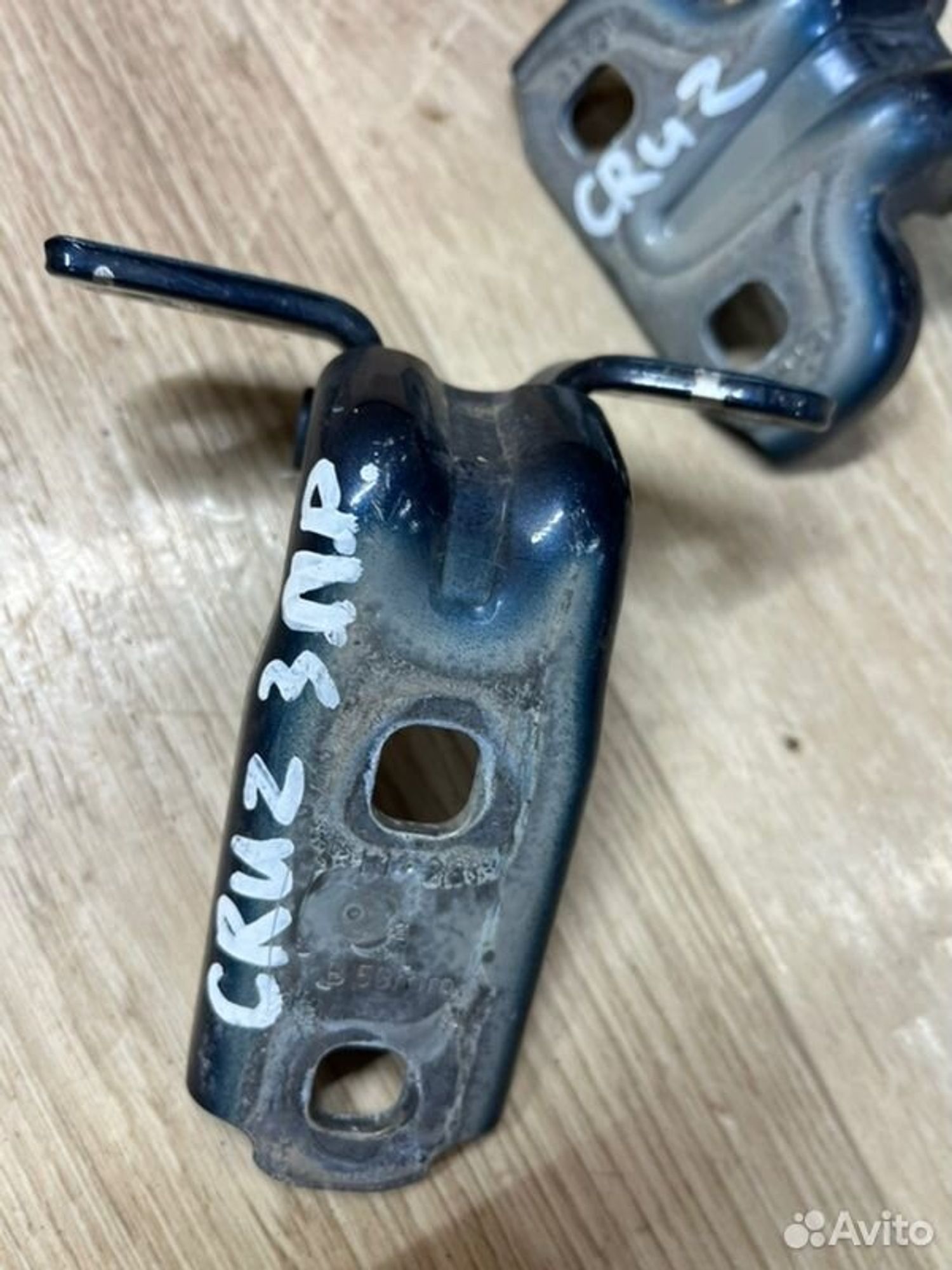 Петля двери задняя правая Chevrolet Cruz J300, 1000 рублей, Семиозерка