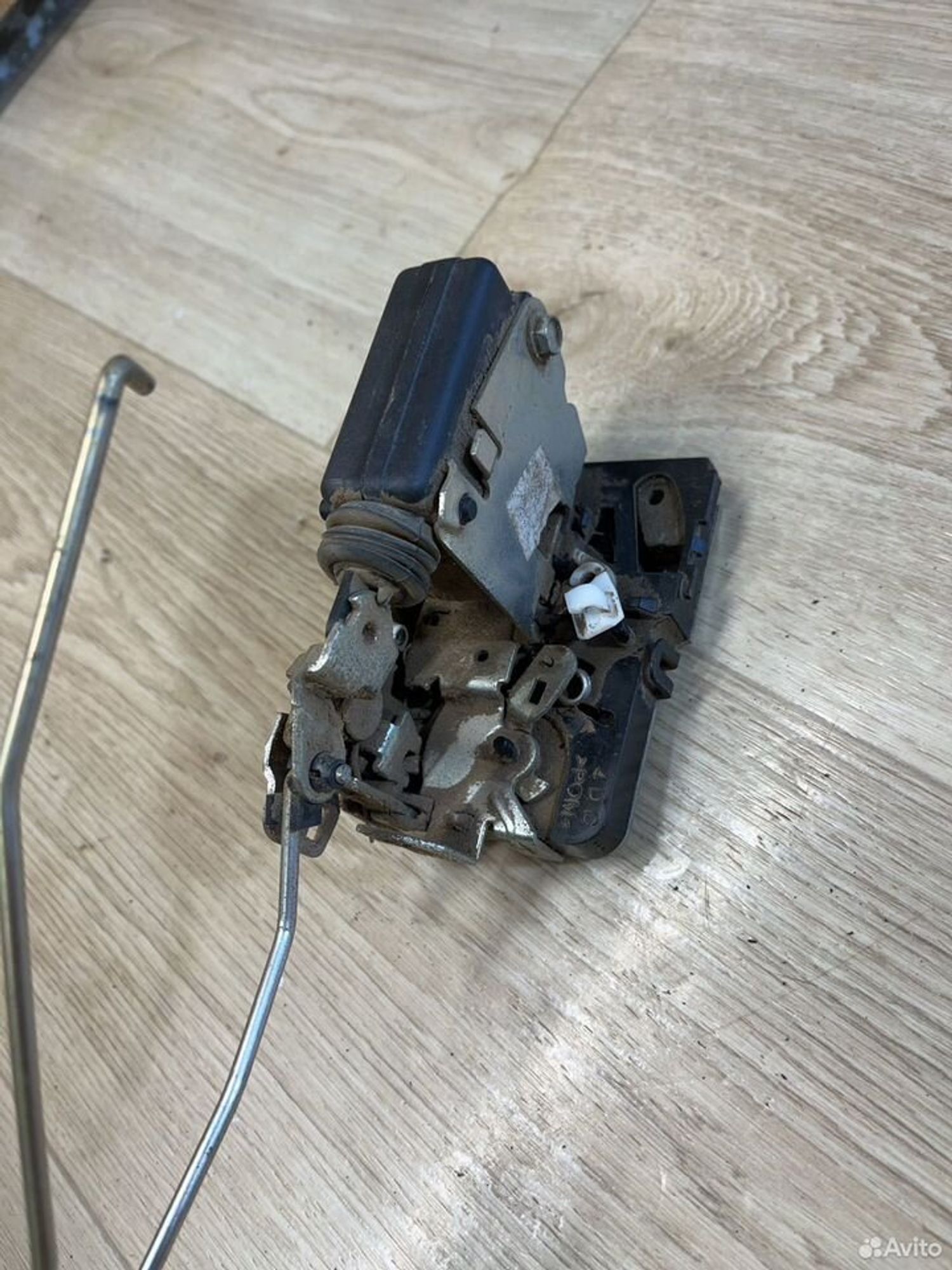 Замок двери задний правый logan largus, 1500 рублей, Семиозерка