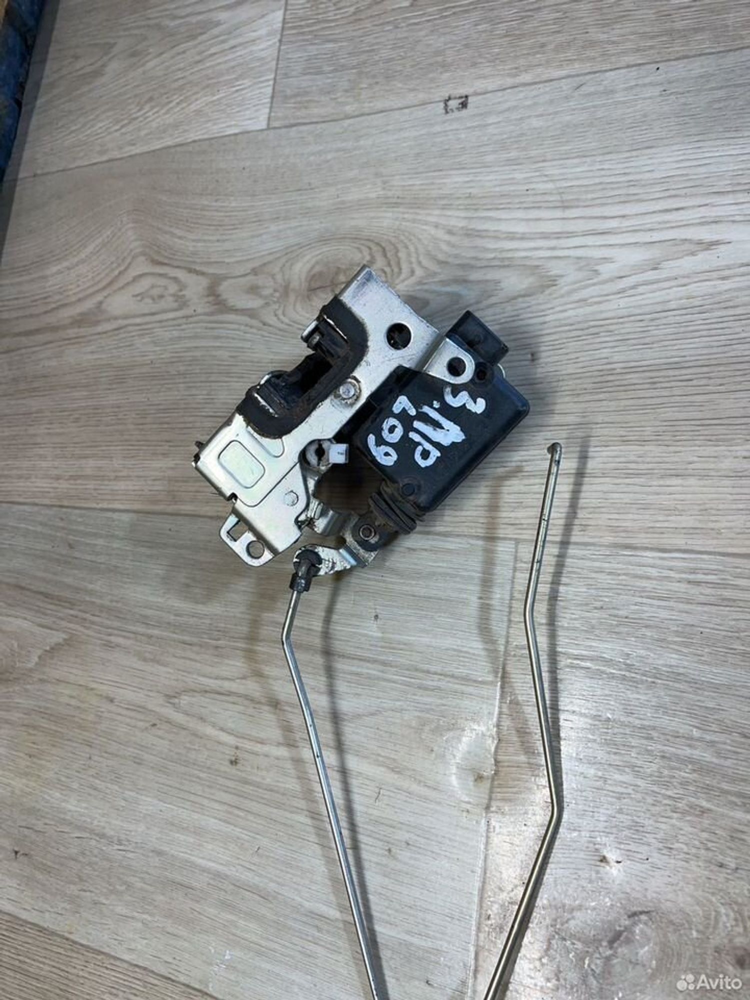 Замок двери задний правый logan largus, 1500 рублей, Семиозерка