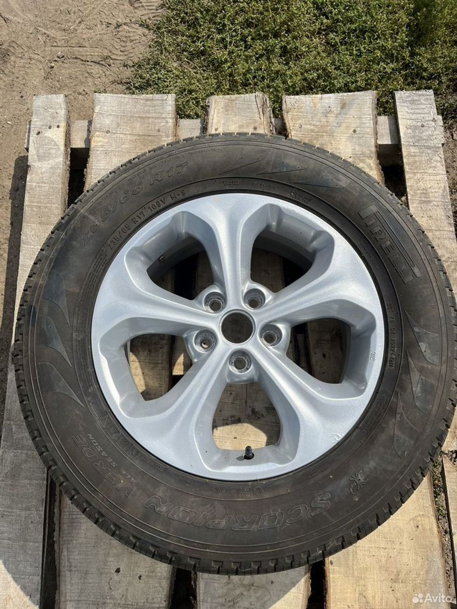 Колесо pirelli 235/65 r17, 8000 рублей, Семиозерка