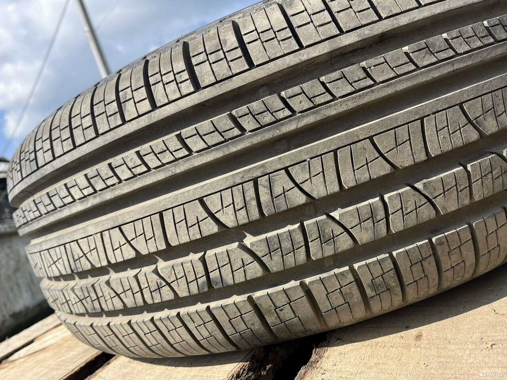 Колесо pirelli 235/65 r17, 8000 рублей, Семиозерка