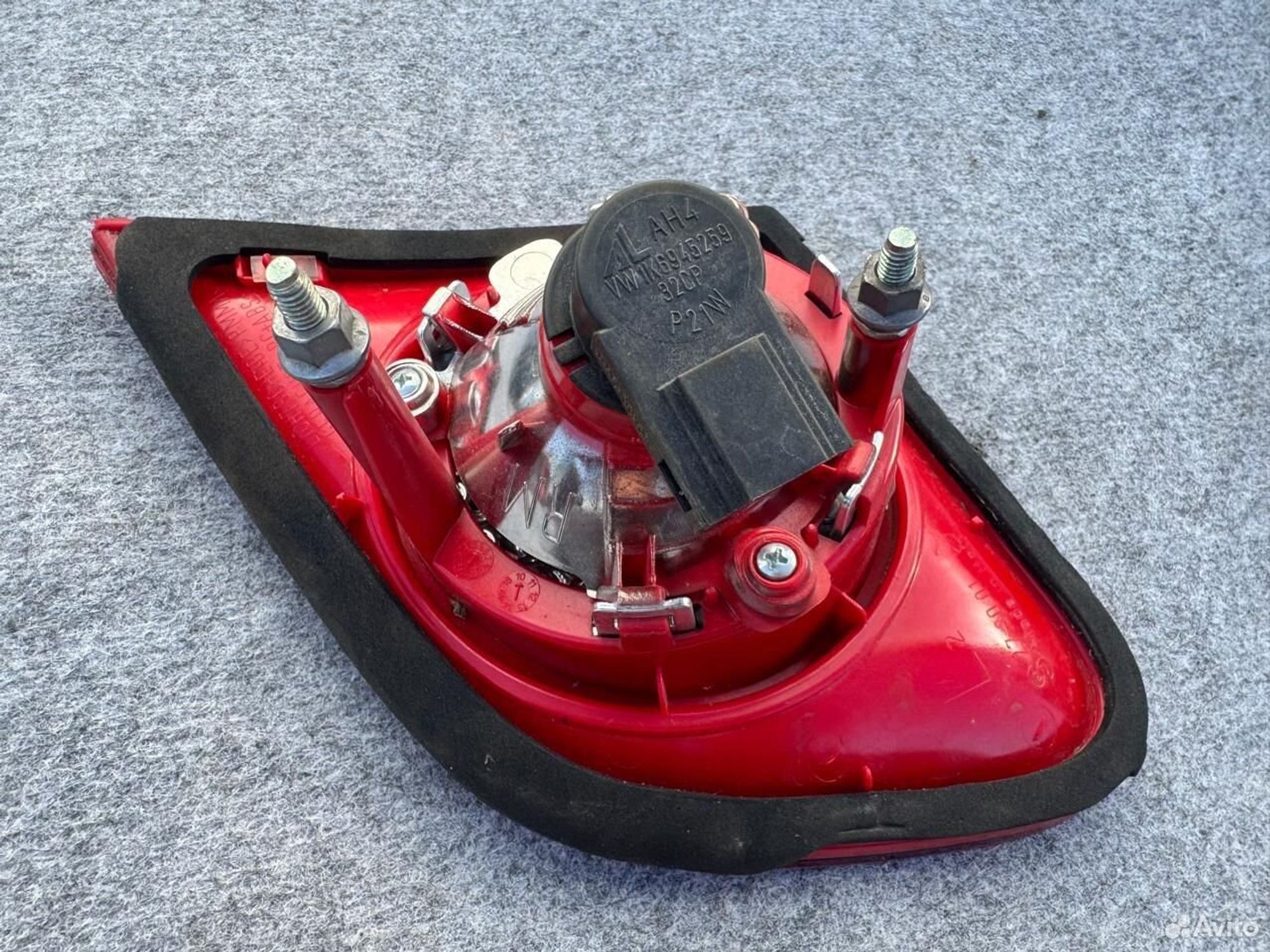 Фонарь крышки багажника левый Passat, 1700 рублей, Семиозерка