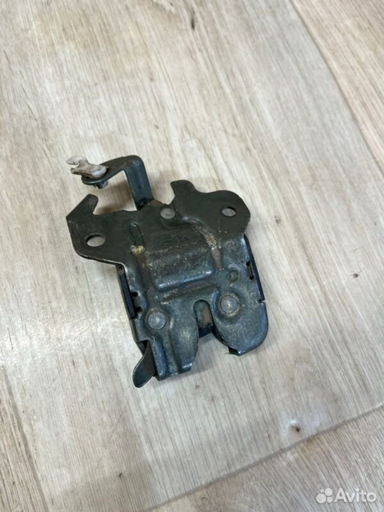 Замок капота Kia Spectra SD S6D 2007, 1000 рублей, Семиозерка