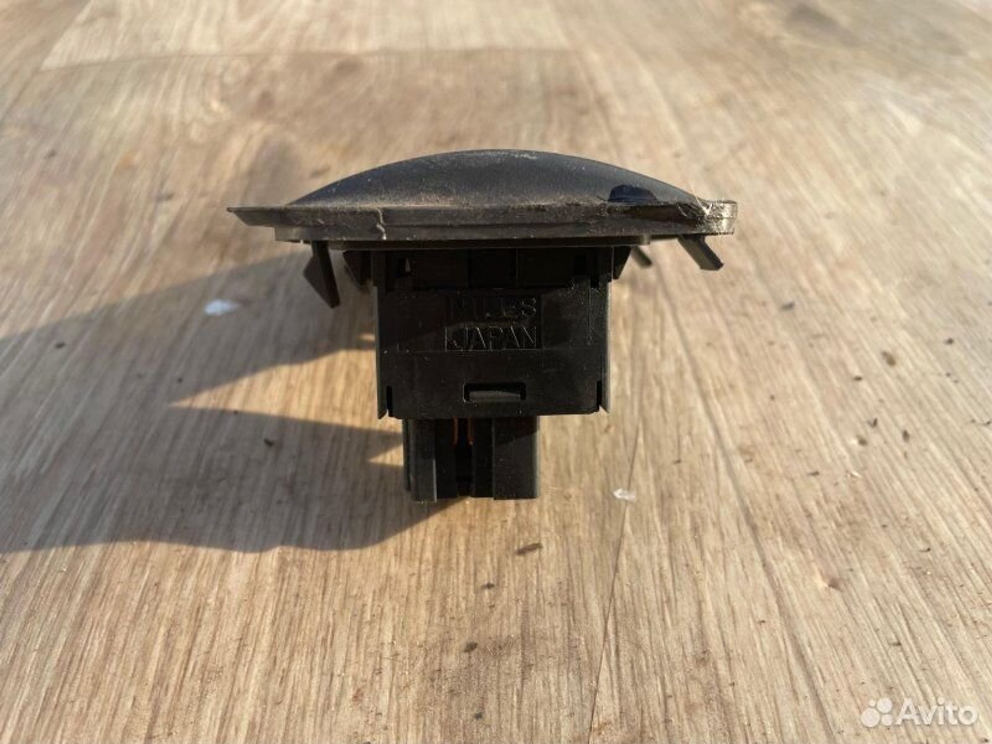 Кнопка режима подвески Mitsubishi Pajero 6G72 1993, 700 рублей, Семиозерка