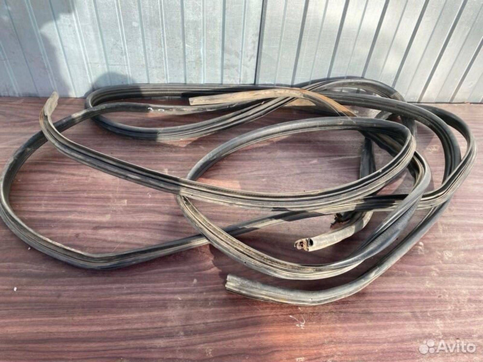 Уплотнительная резинка боковой двери Hyundai, 800 рублей, Семиозерка