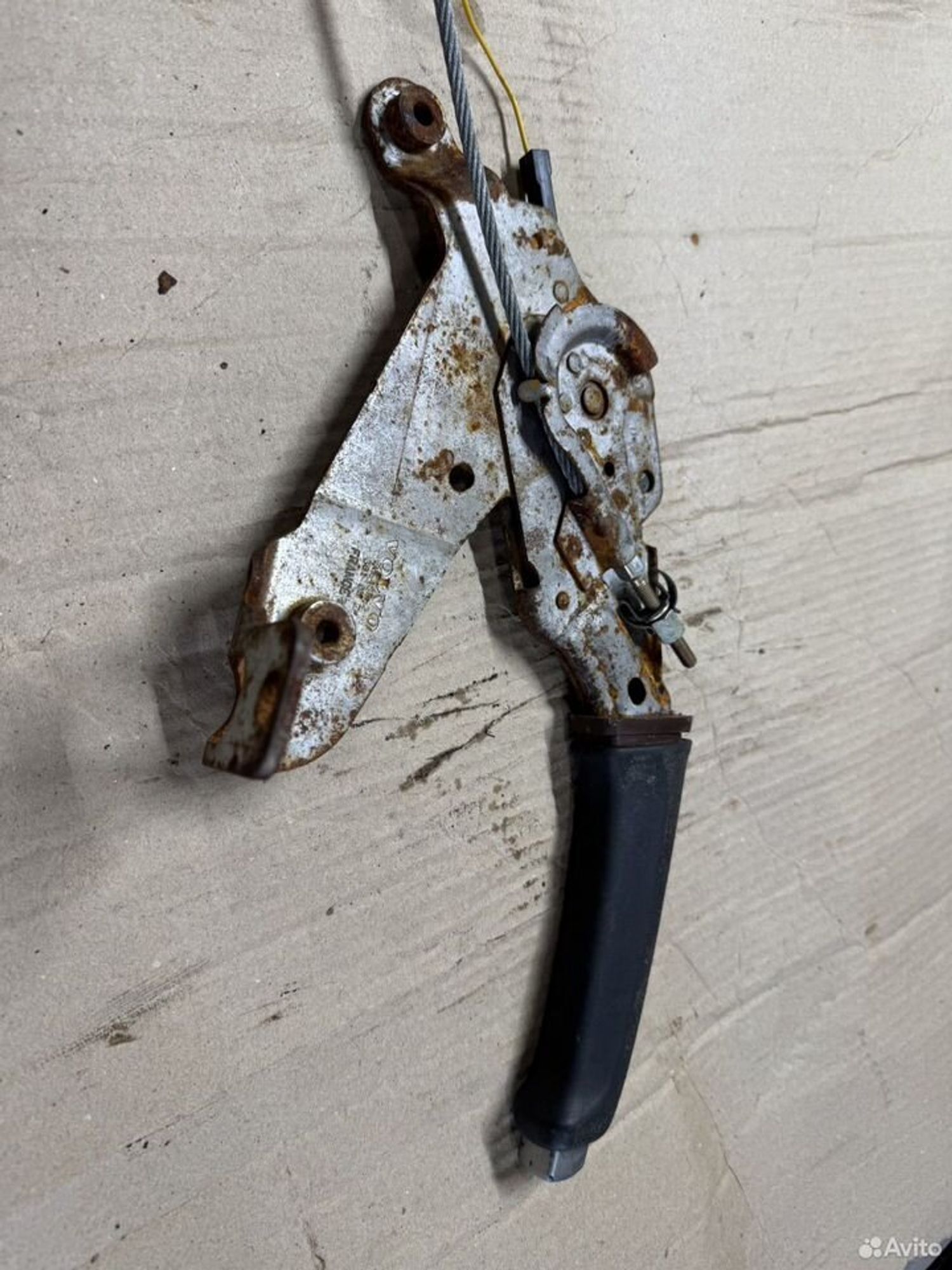 Ручник Volvo s60, 2500 рублей, Семиозерка