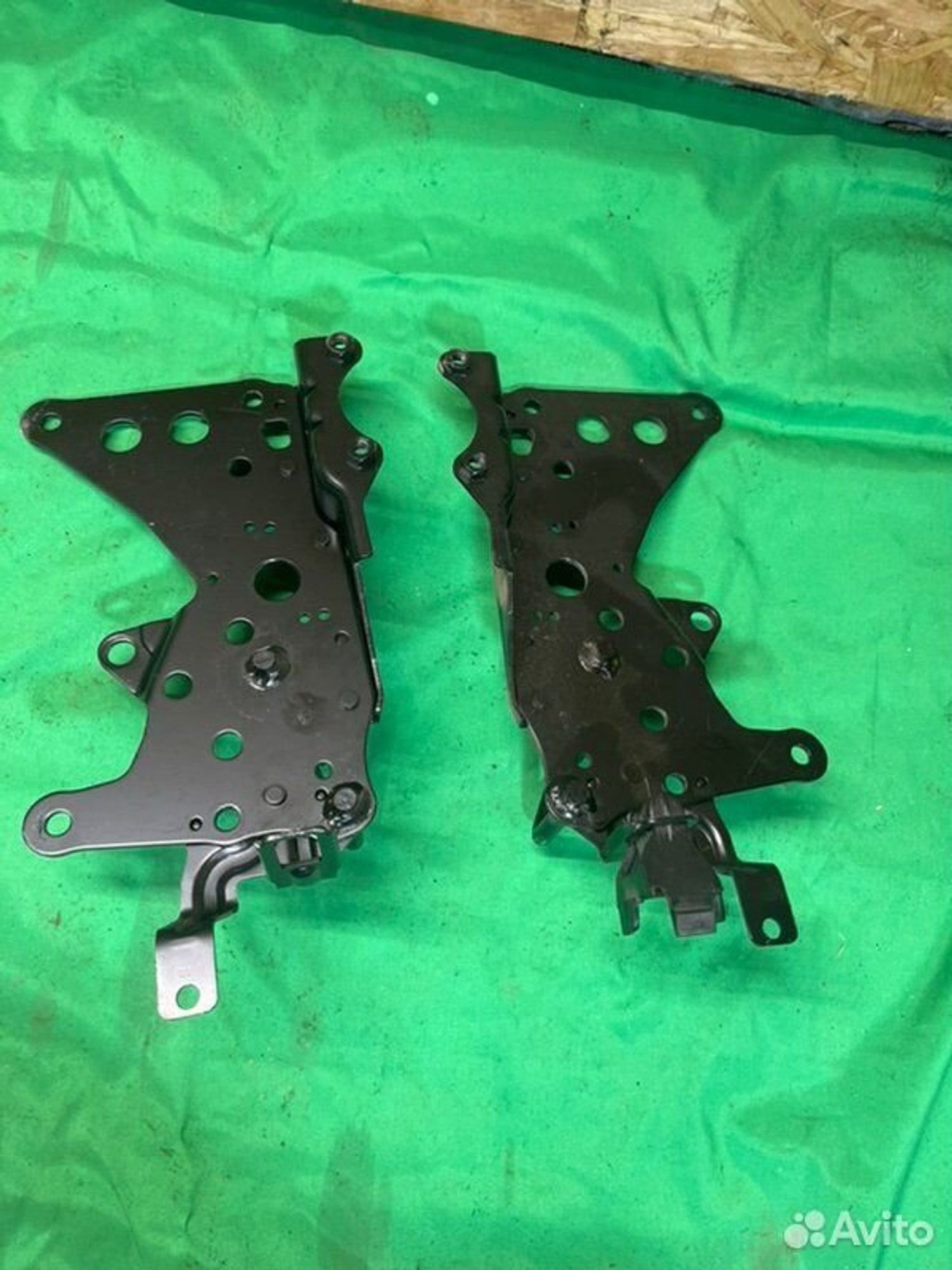 Кронштейн сидения Bmw X5 E53 M54B30 2002, 1000 рублей, Семиозерка