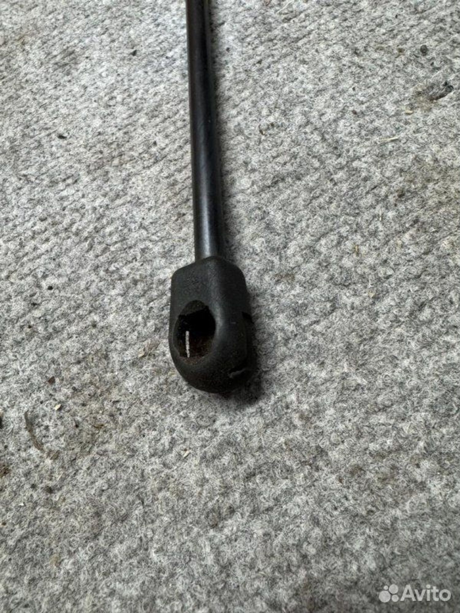 Упор крышки багажника Ford Focus CB4 shda 2007, 600 рублей, Семиозерка