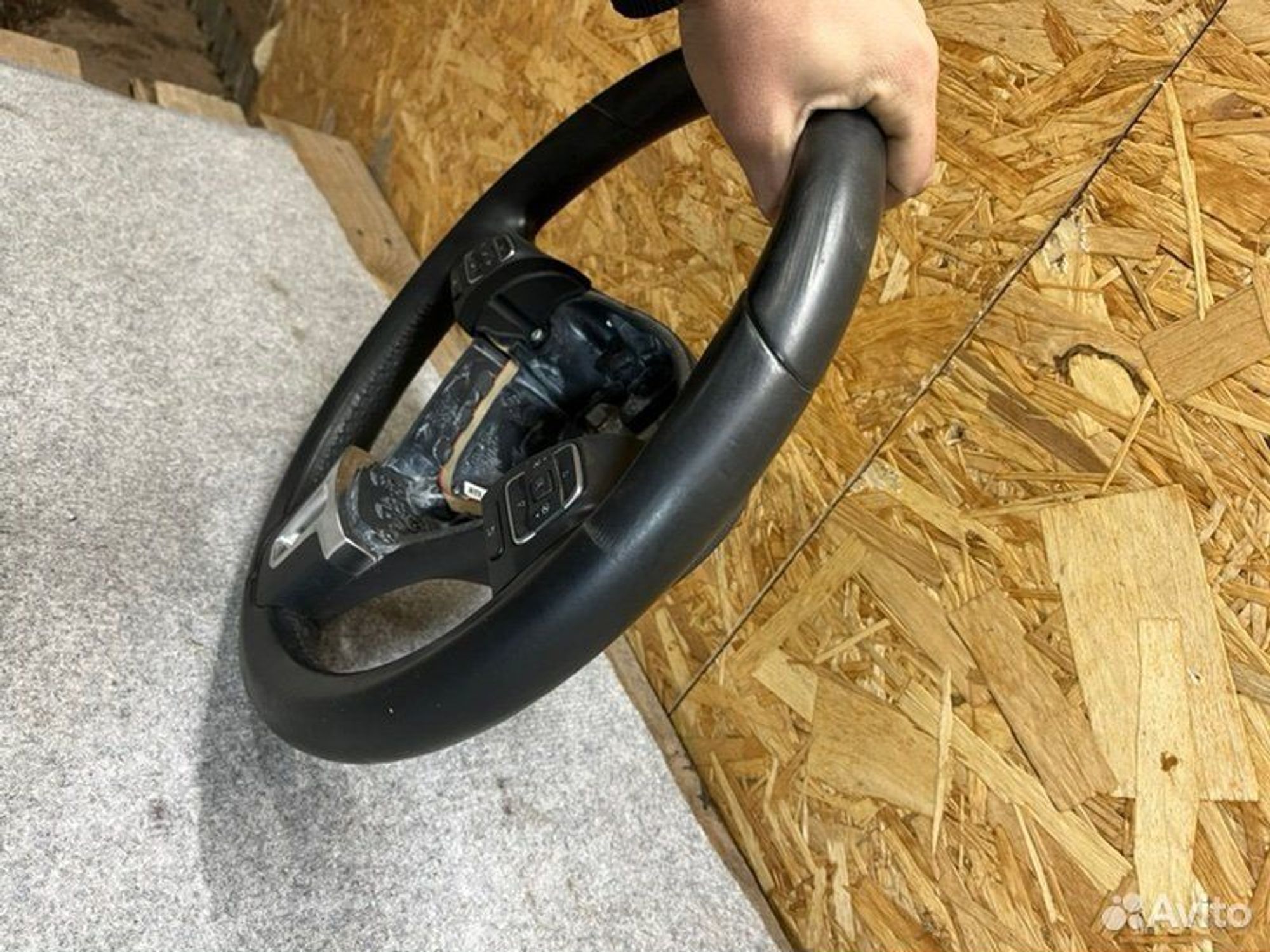 Руль Volkswagen Tiguan SUV NF CAW 2011, 8000 рублей, Семиозерка