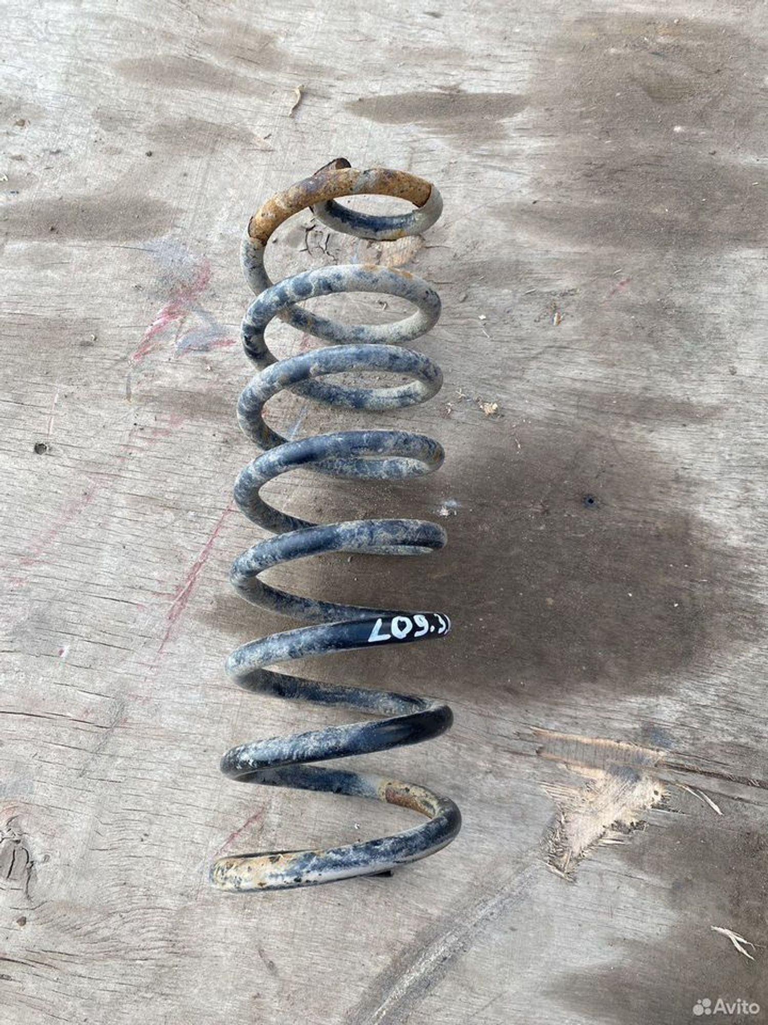 Пружина задняя левая на renault logan, 1000 рублей, Семиозерка