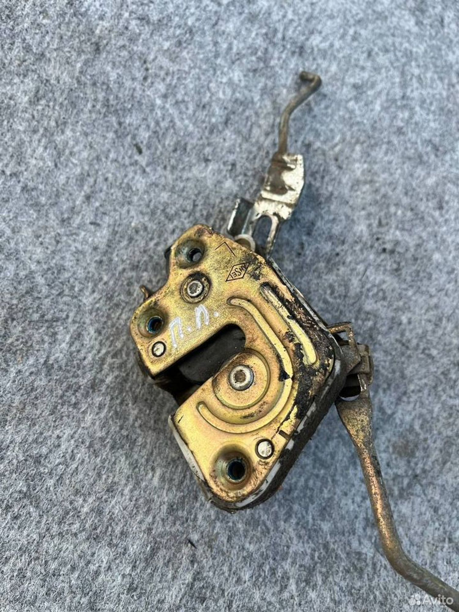 Замок передней левой двери Pajero 2, 1000 рублей, Семиозерка