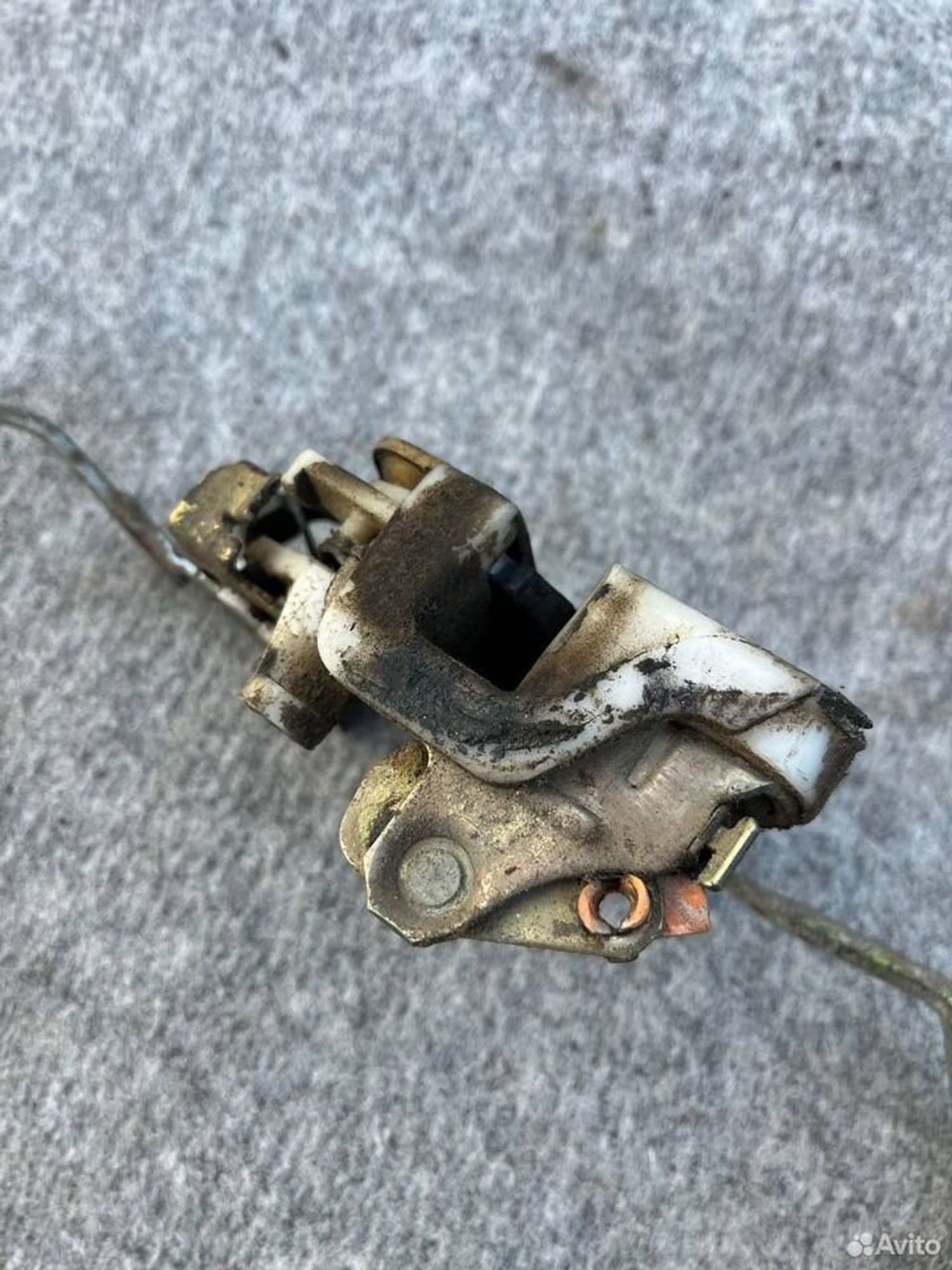 Замок передней левой двери Pajero 2, 1000 рублей, Семиозерка