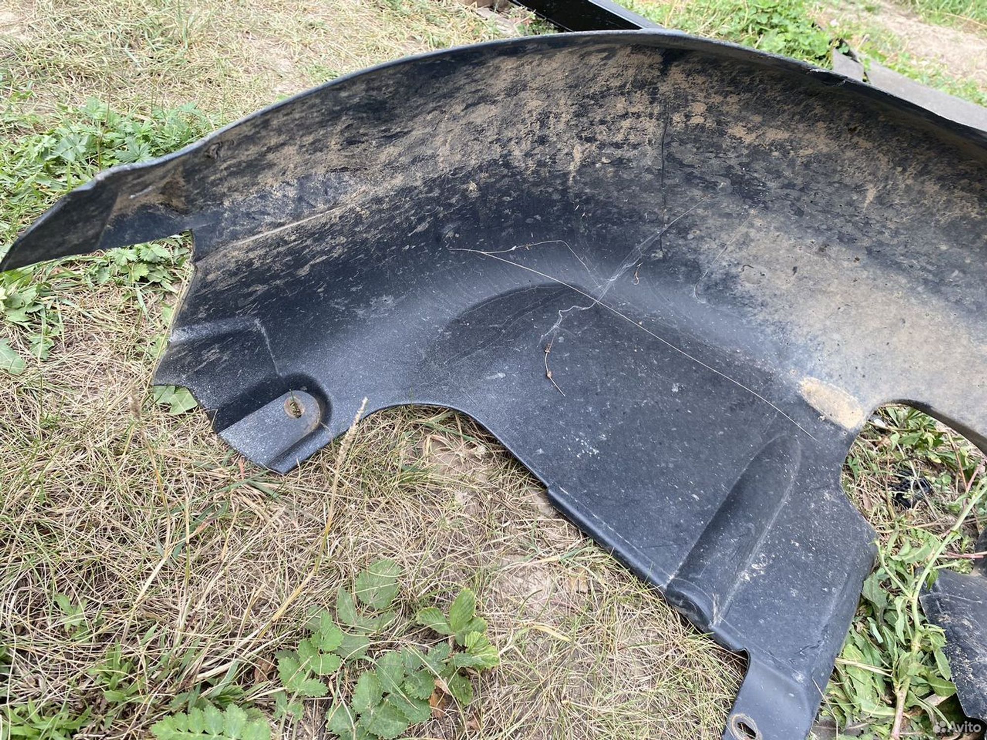 Подкрылок, 600 рублей, Семиозерка