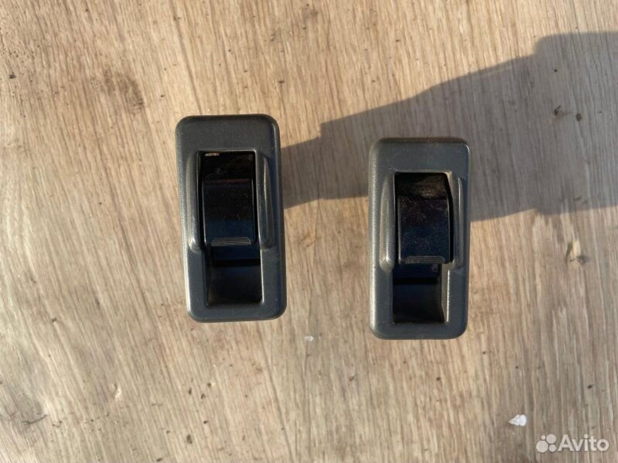 Кнопка стеклоподъемника задняя Mitsubishi Pajero, 700 рублей, Семиозерка