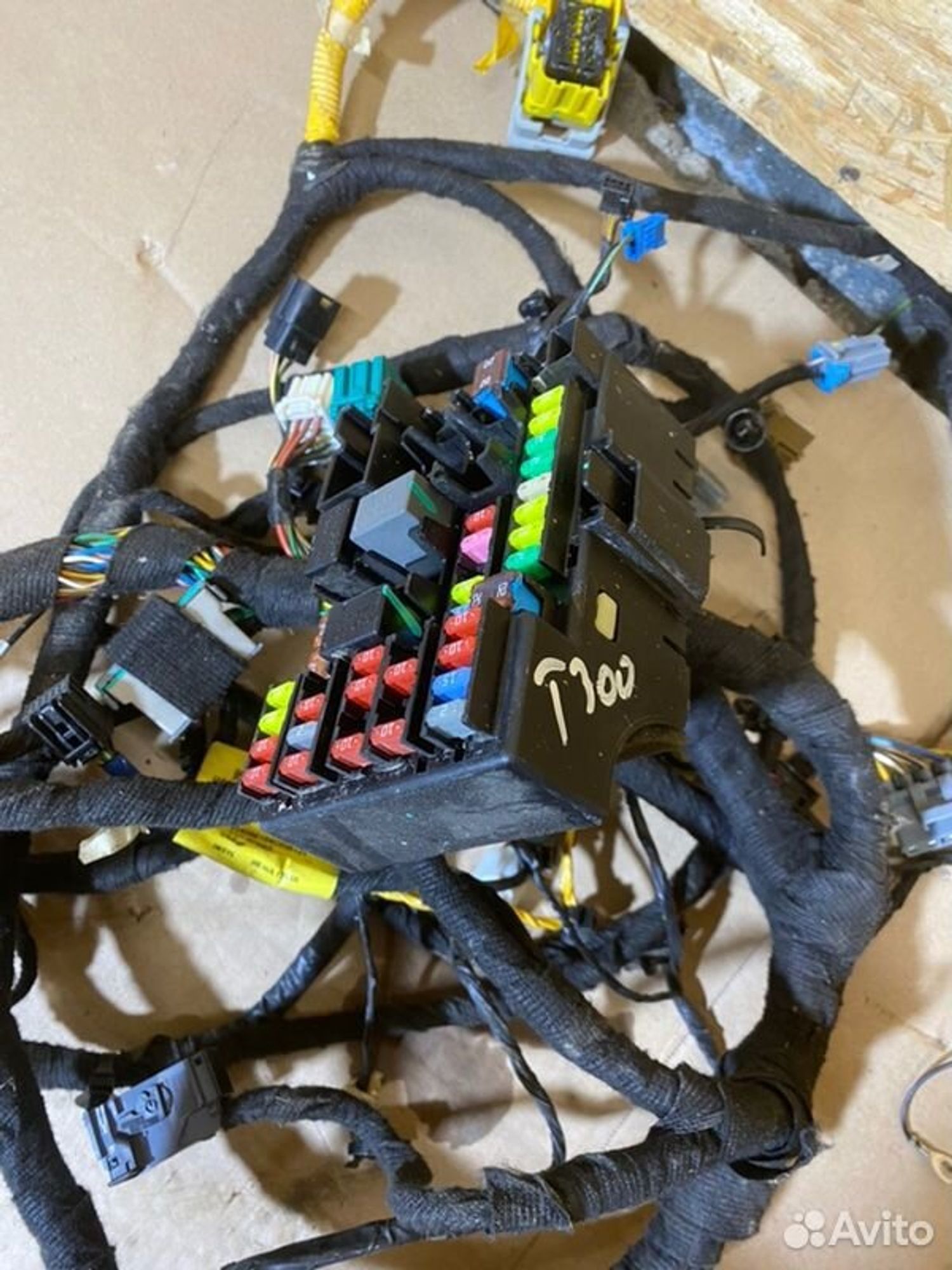 Проводка салона Chevrolet Aveo T300 F16D4 2012, 3500 рублей, Семиозерка