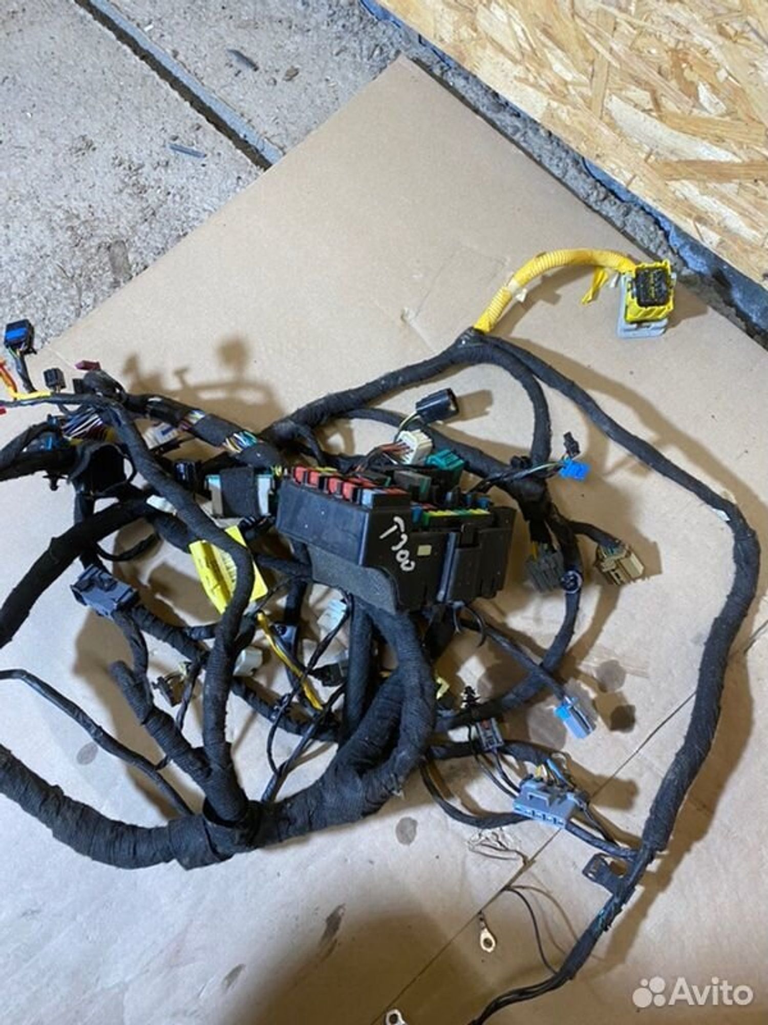 Проводка салона Chevrolet Aveo T300 F16D4 2012, 3500 рублей, Семиозерка