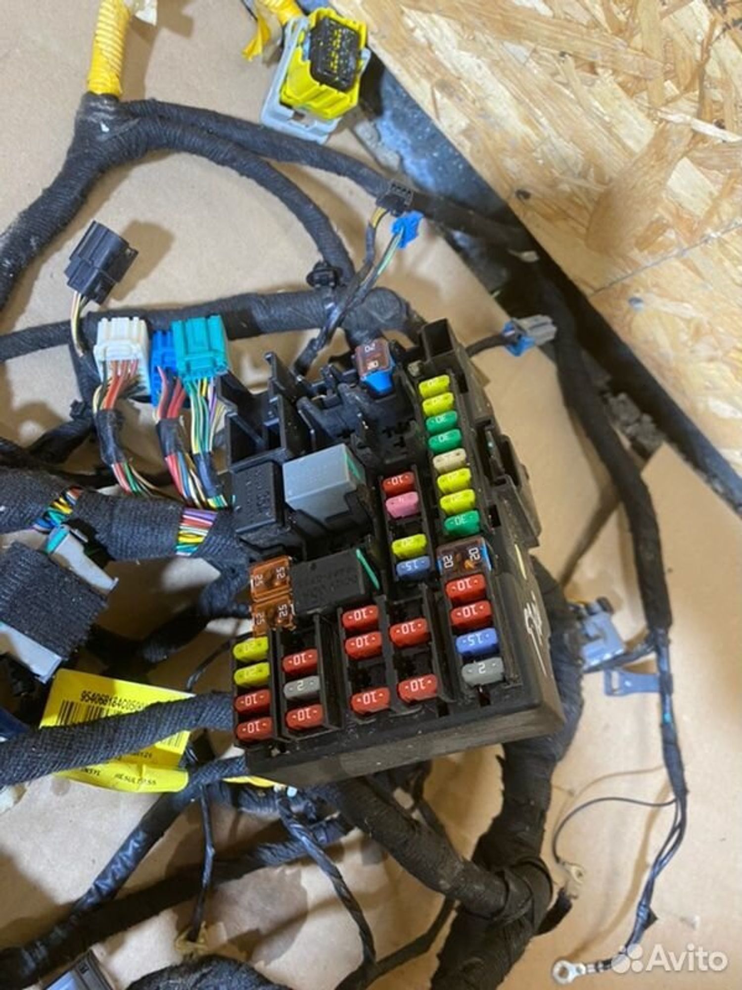 Проводка салона Chevrolet Aveo T300 F16D4 2012, 3500 рублей, Семиозерка