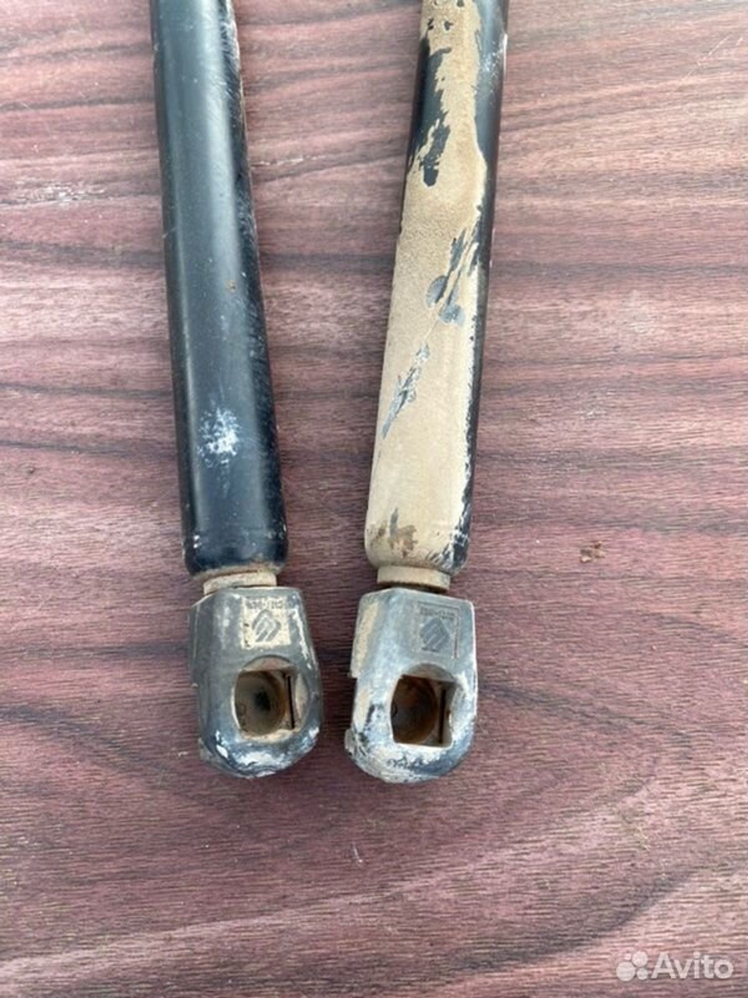 Упор крышки багажника Chery Very SQR477F 2012, 1200 рублей, Семиозерка