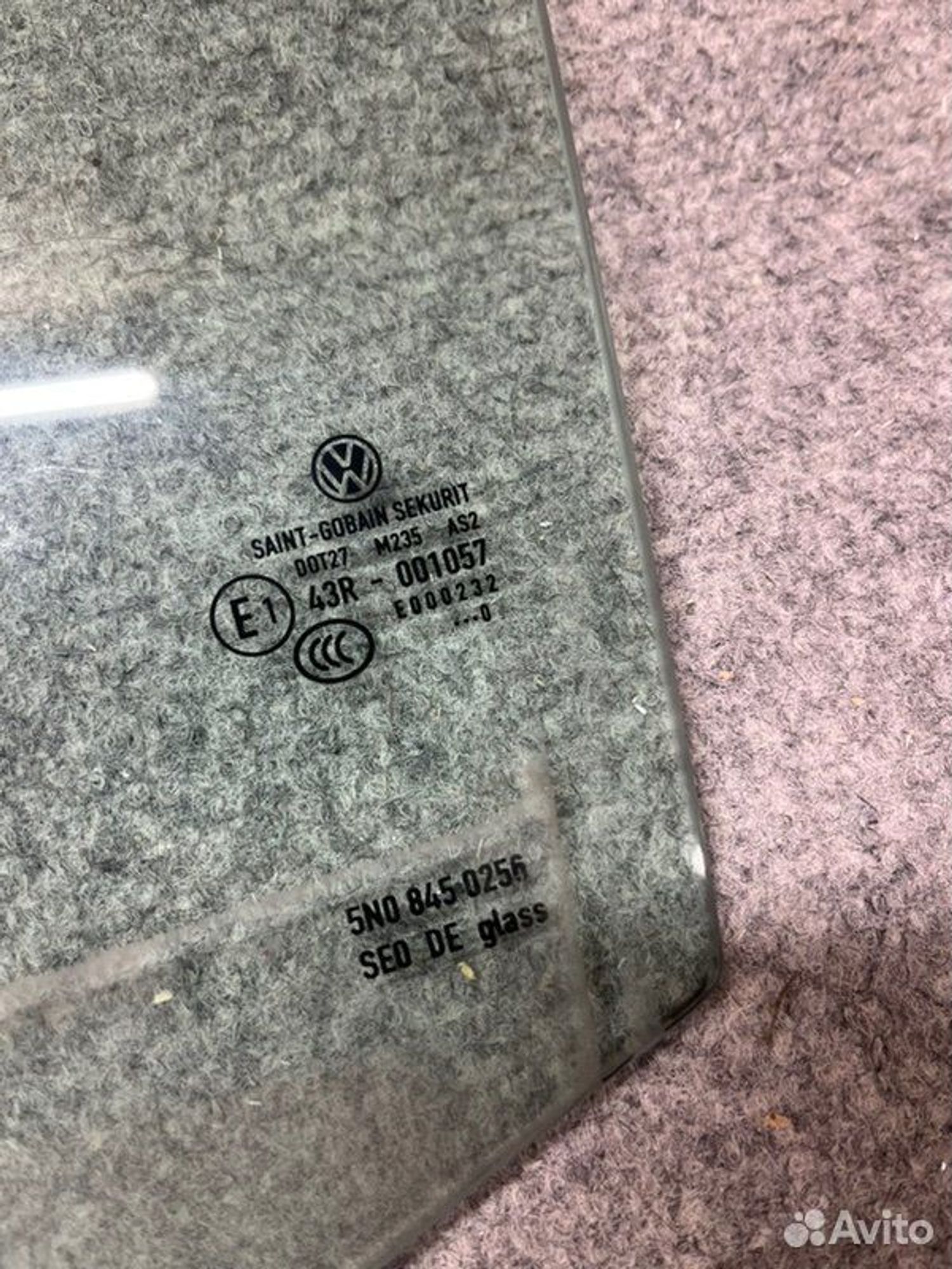 Стекло двери заднее левое Volkswagen Tiguan SUV NF, 2000 рублей, Семиозерка