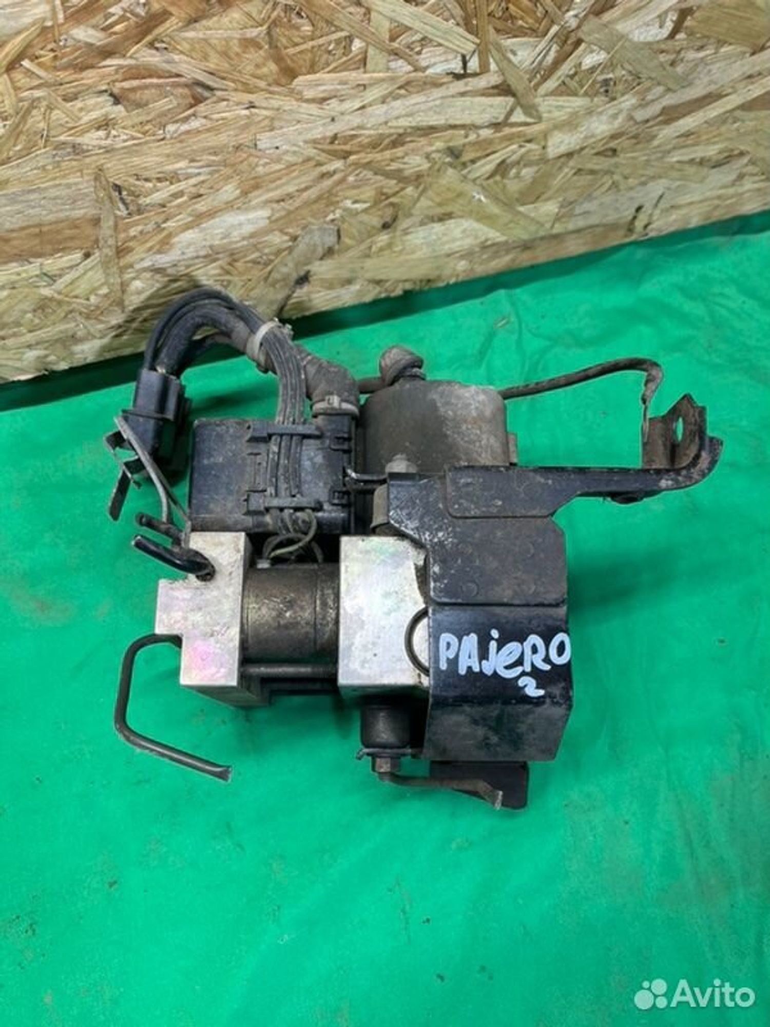 Блок ABS Mitsubishi Pajero 6G72 1993, 2000 рублей, Семиозерка