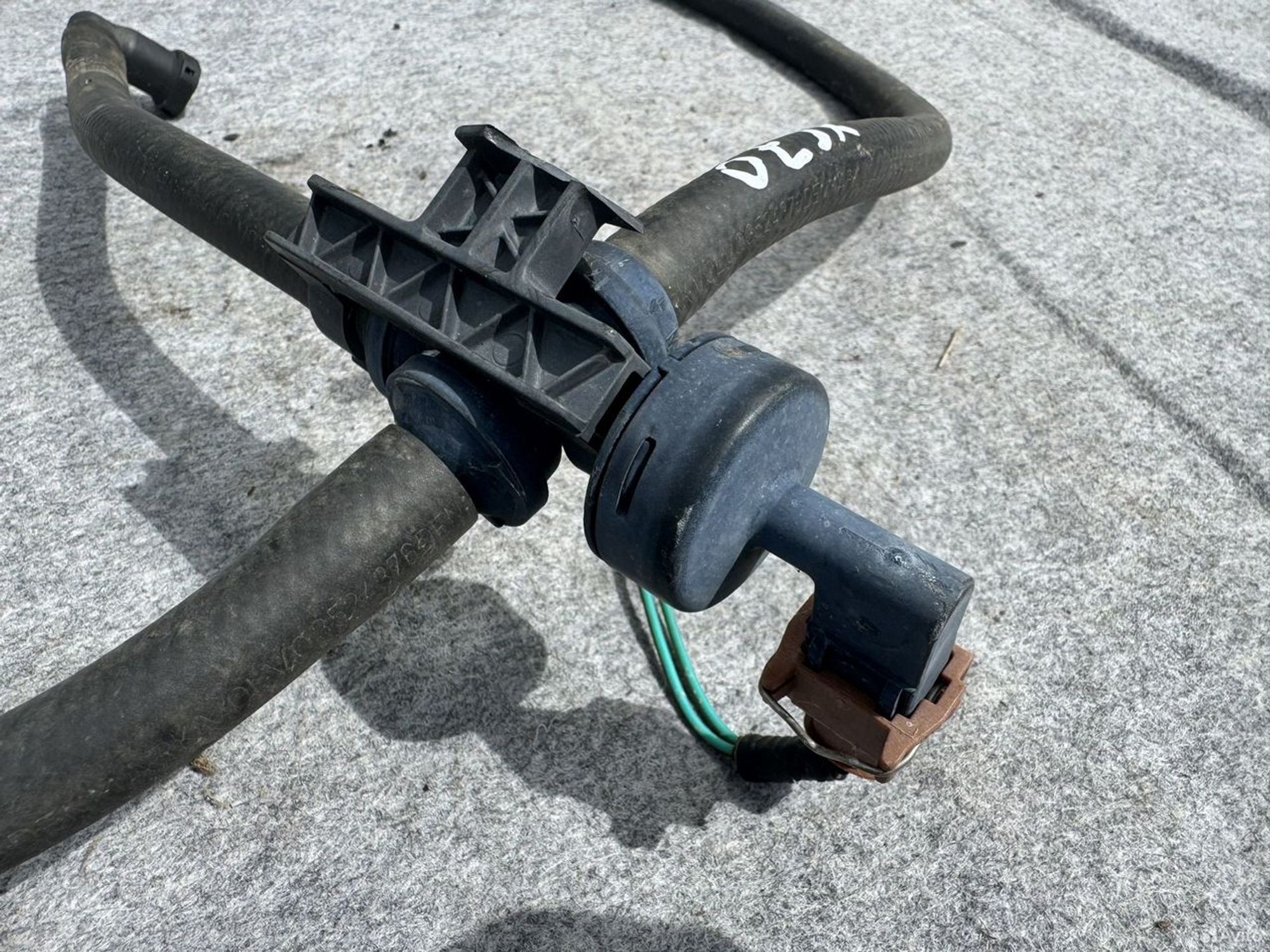 Тройник системы охлаждения Volvo xc70 s60 xc90, 1000 рублей, Семиозерка