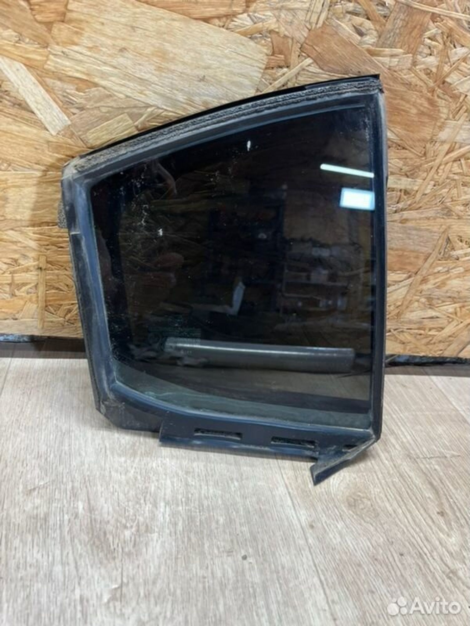 Стекло двери заднее правое Mazda 3 BM Z6 2013, 1200 рублей, Семиозерка