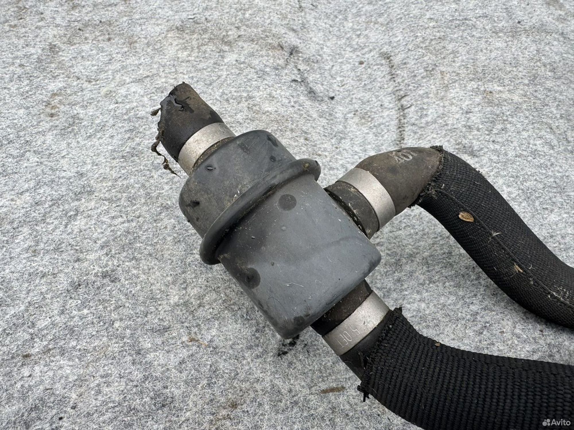 Патрубок системы охлаждения Audi s4, 1500 рублей, Семиозерка