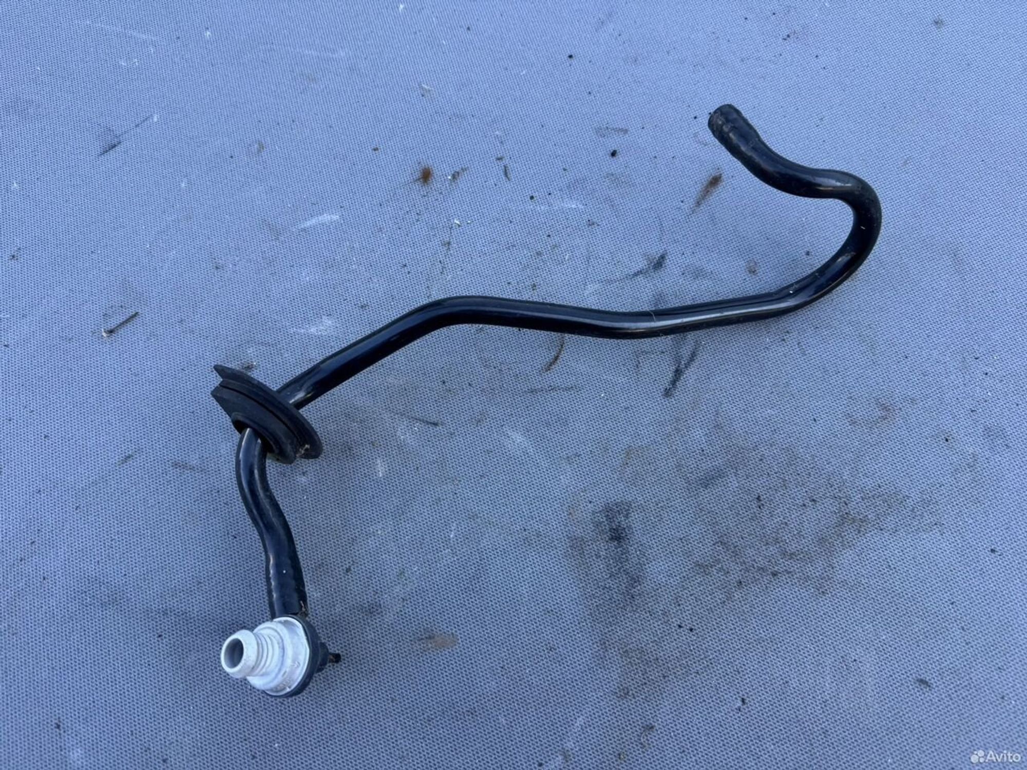 Трубка вакуумная Mercedes W203 CL203, 2000 рублей, Семиозерка