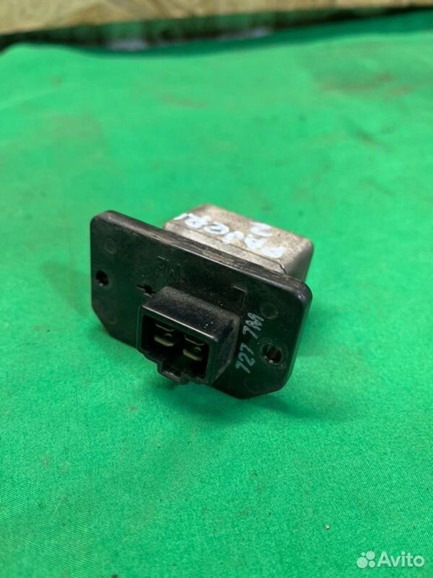 Резистор печки Mitsubishi Pajero 6G72 1993, 1000 рублей, Семиозерка